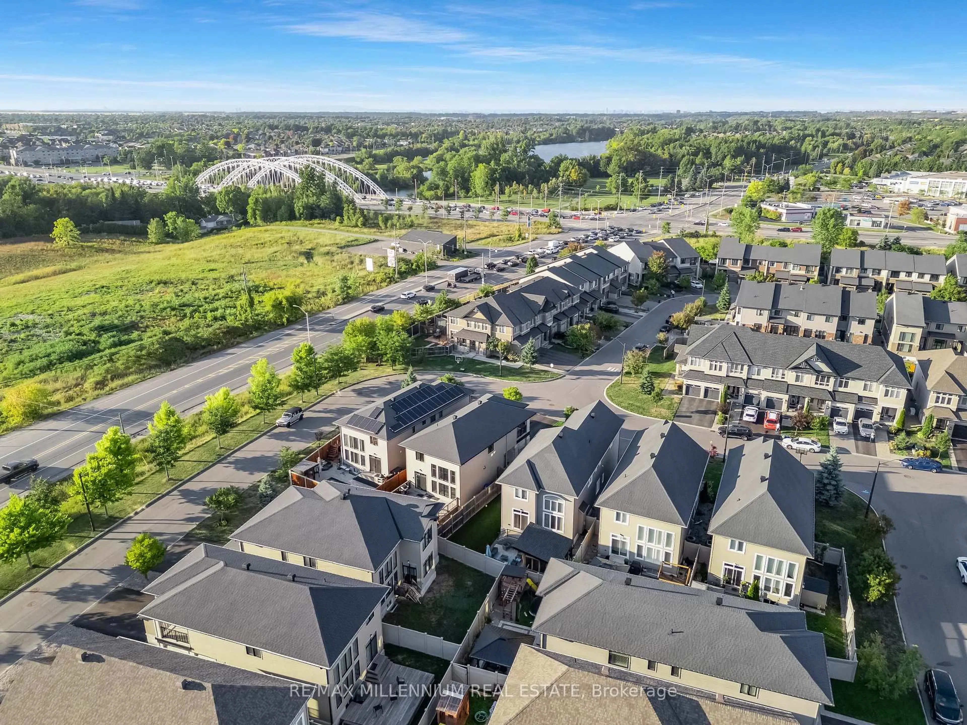 A pic from outside/outdoor area/front of a property/back of a property/a pic from drone, city buildings view from balcony for 327 BALLINVILLE Circ, Ottawa Ontario K4M 0E2