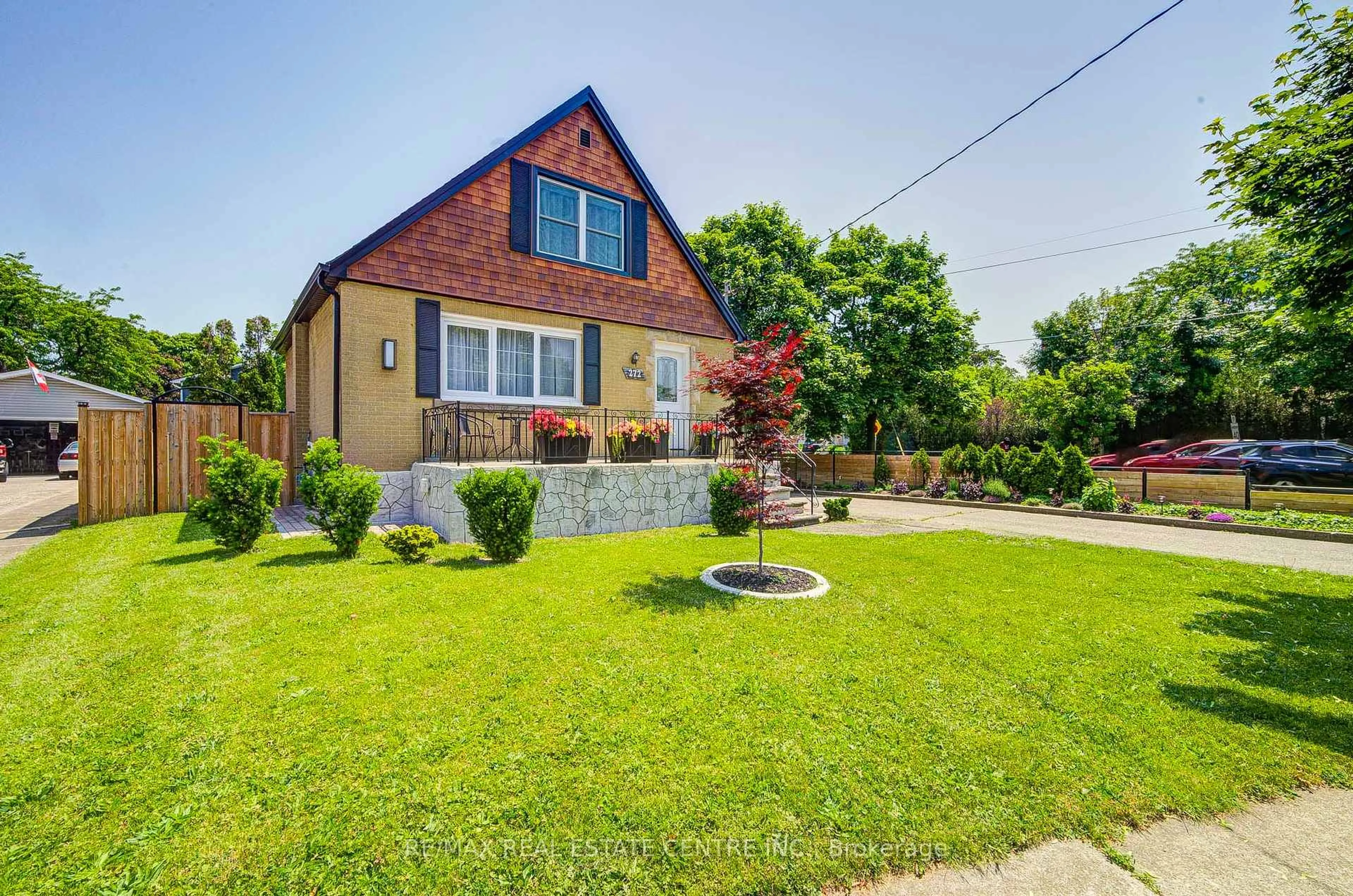 Unknown for 272 Grantham Ave, St. Catharines Ontario L2M 4Z9