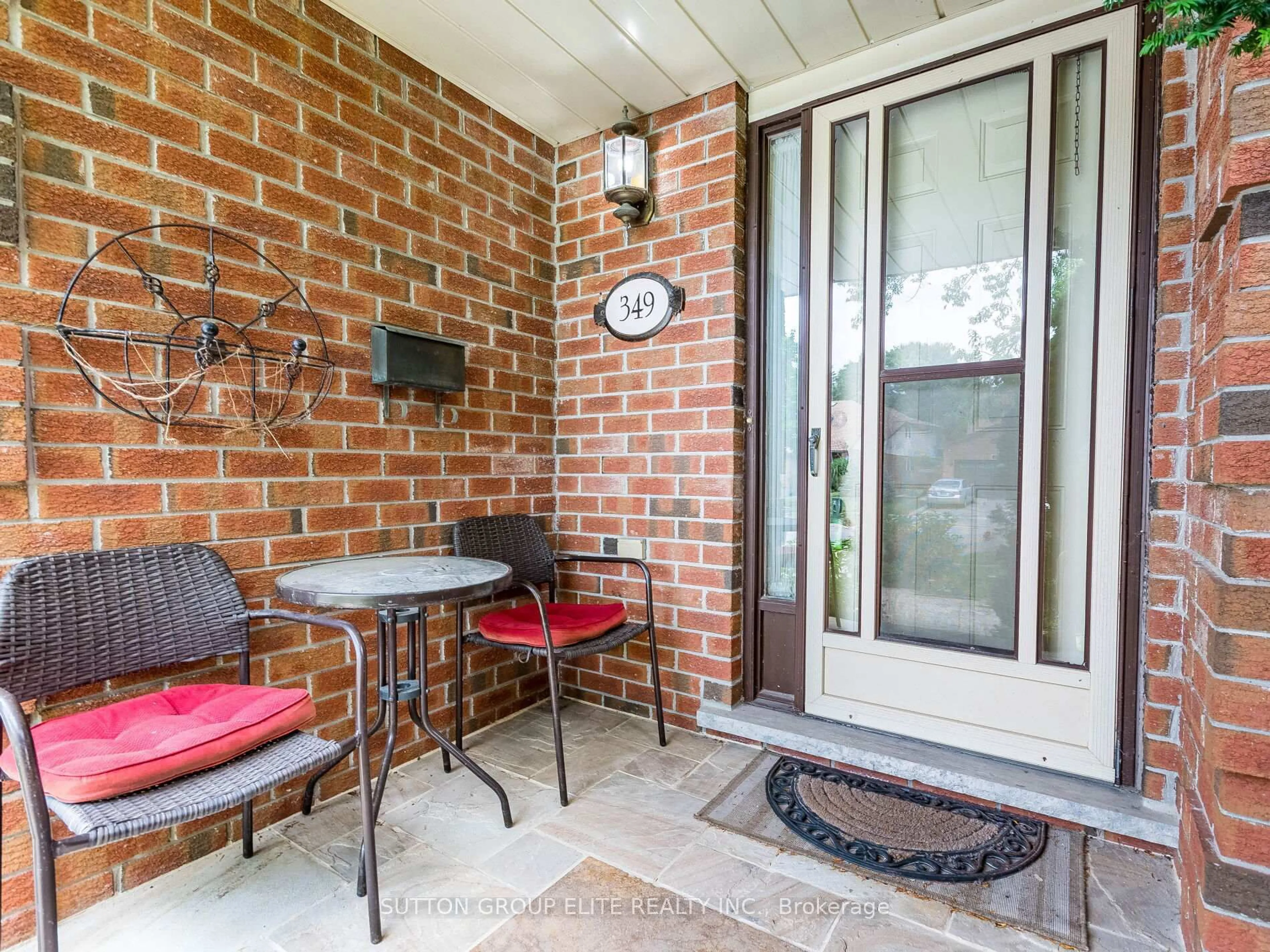 Unknown for 349 Ironwood Rd, Guelph Ontario N1G 3P2