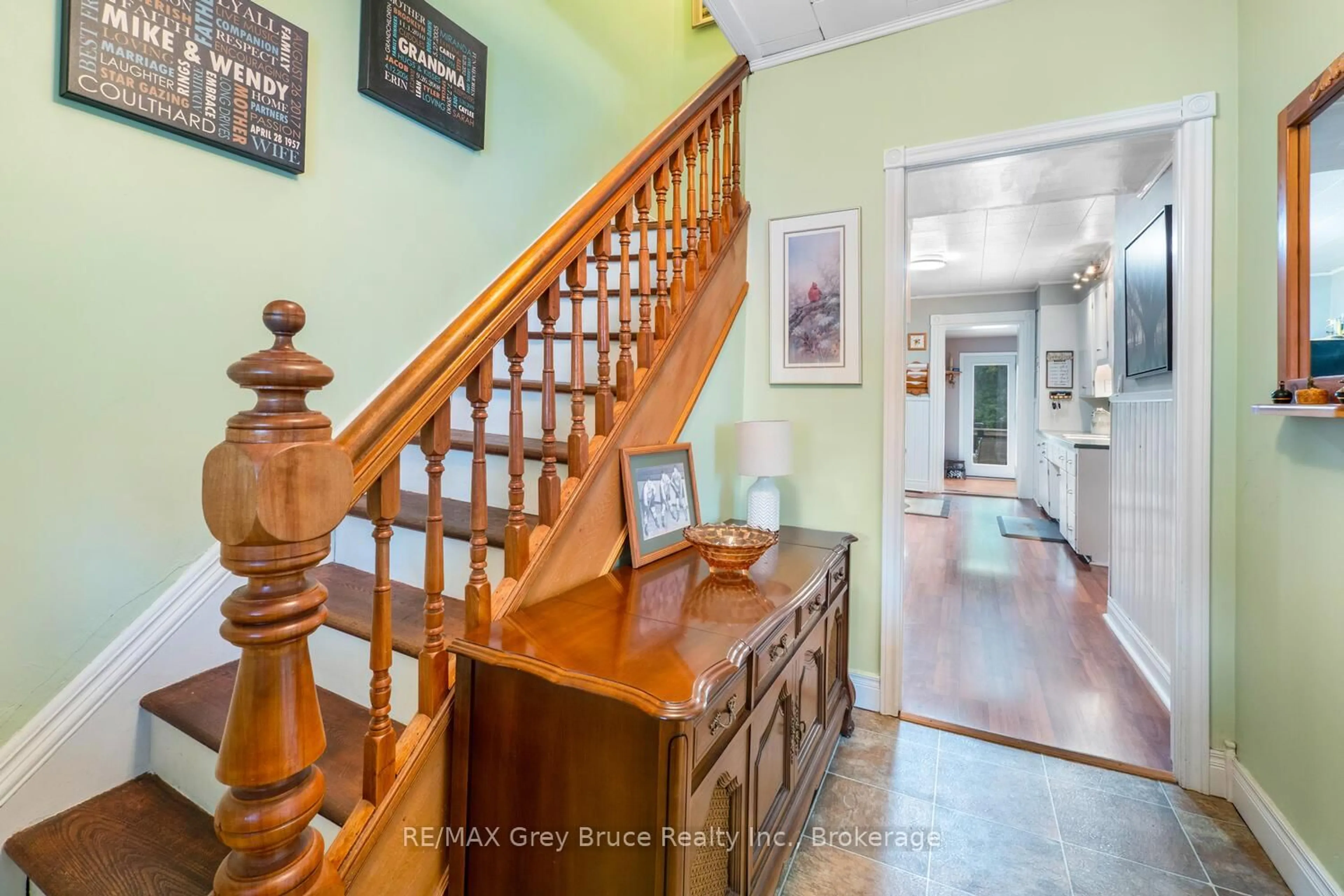 Unknown for 478 13TH St, Owen Sound Ontario N4K 1W7