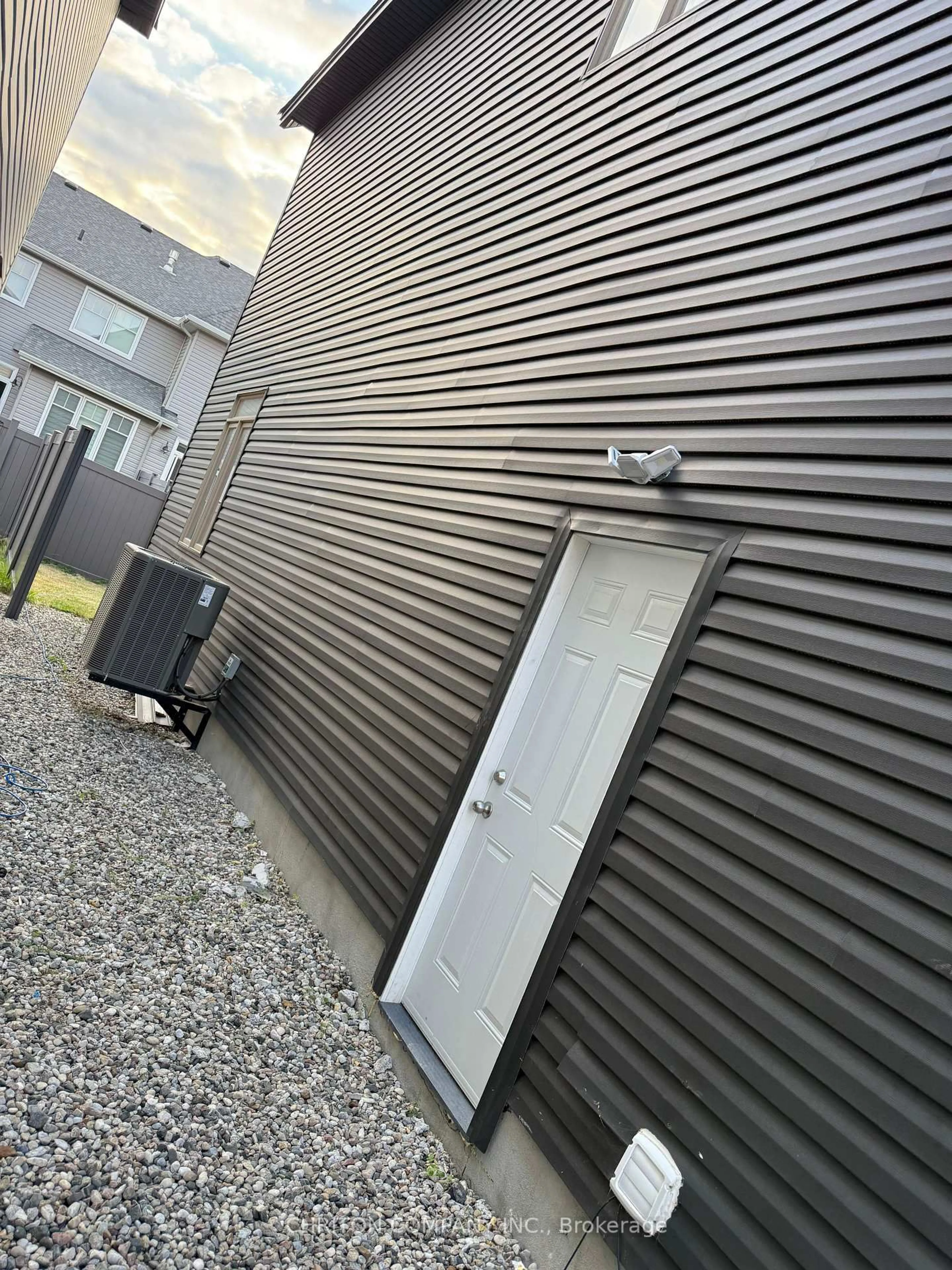 Patio, street for 941 BECKTON Hts, Ottawa Ontario K2S 2X5
