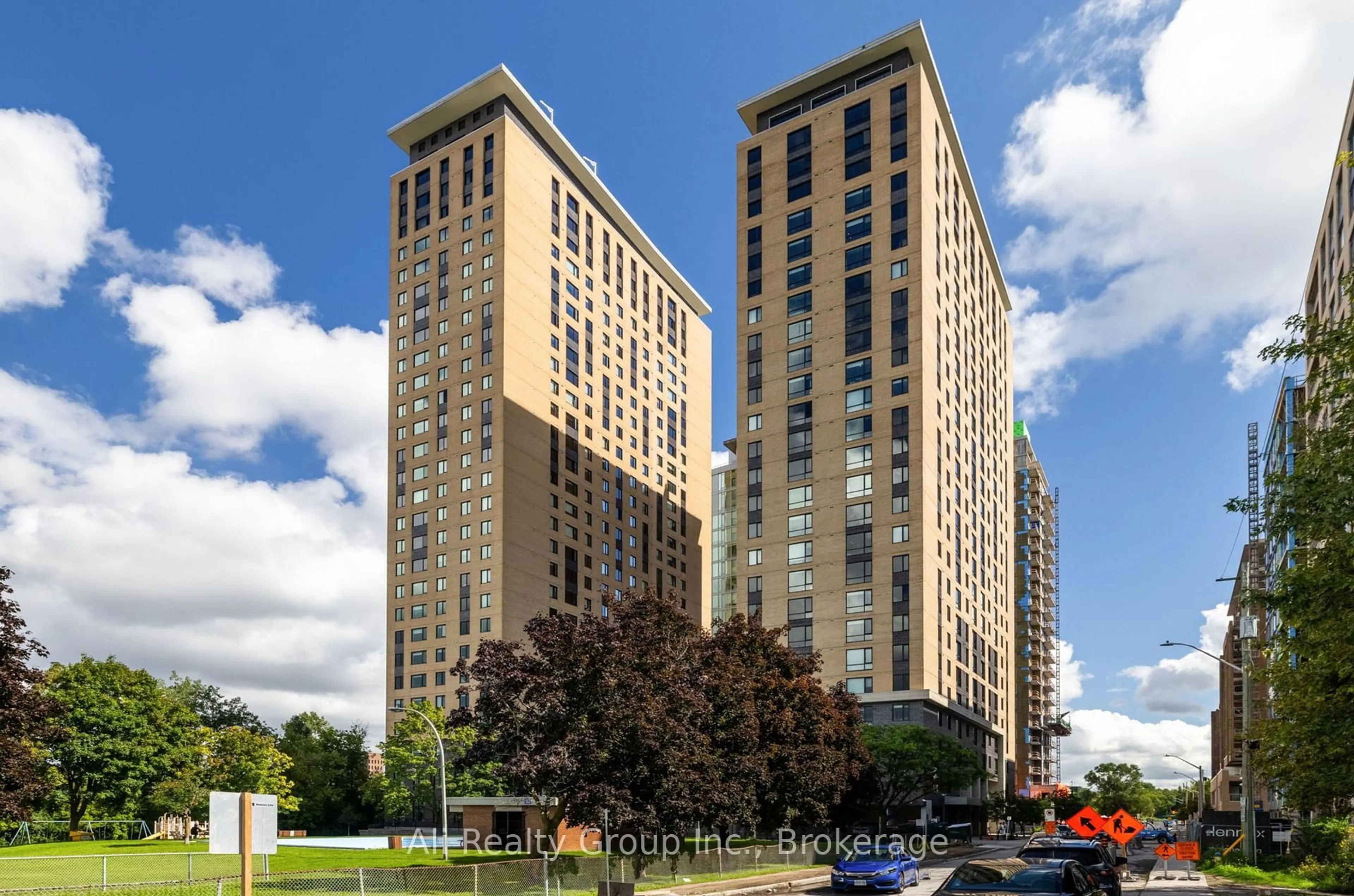 Unknown for 105 Champagne Ave #1618, Ottawa Ontario K1S 5E5