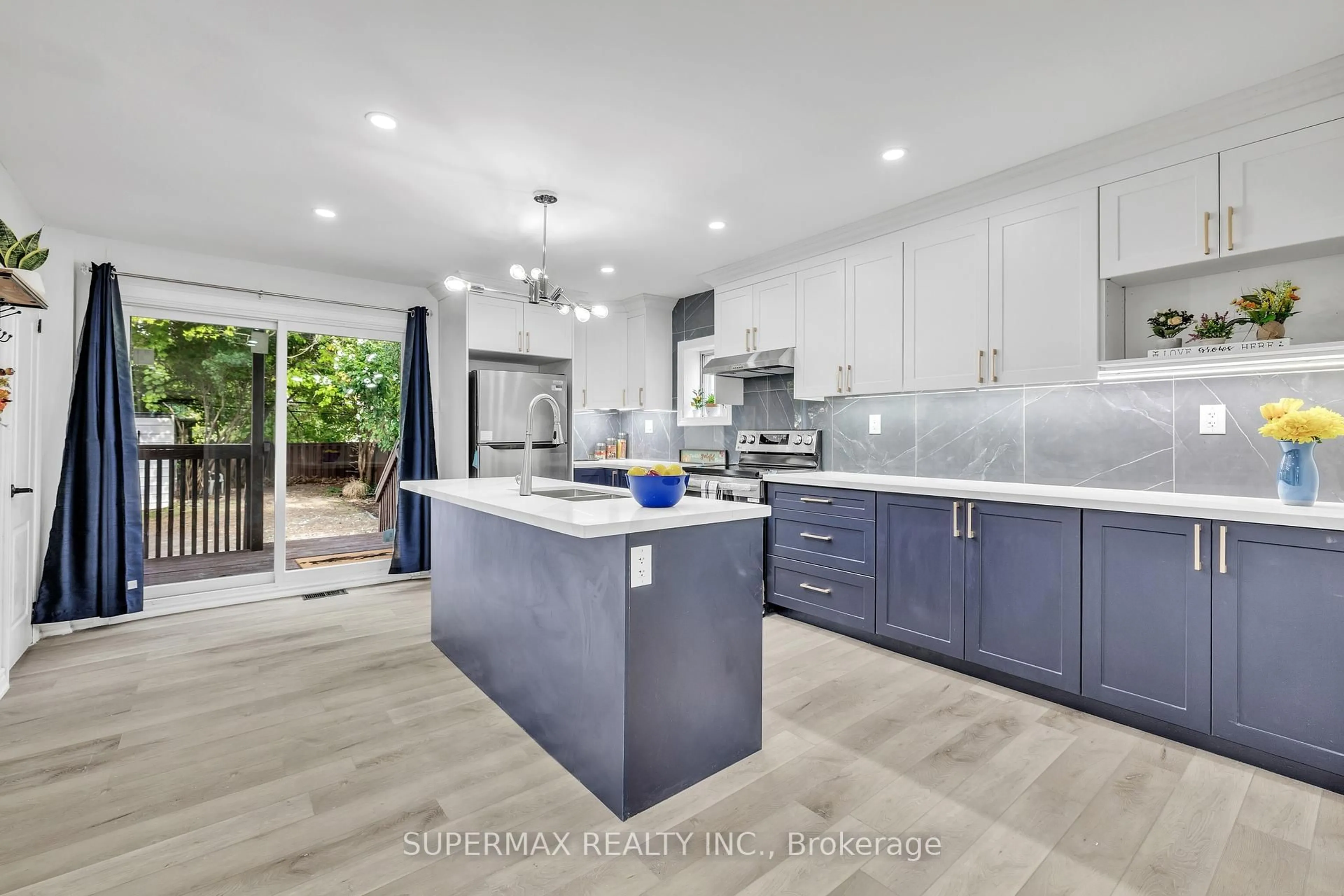 Open concept kitchen, ceramic/tile floor for 156 Brisbin St, London East Ontario N5Z 2M1