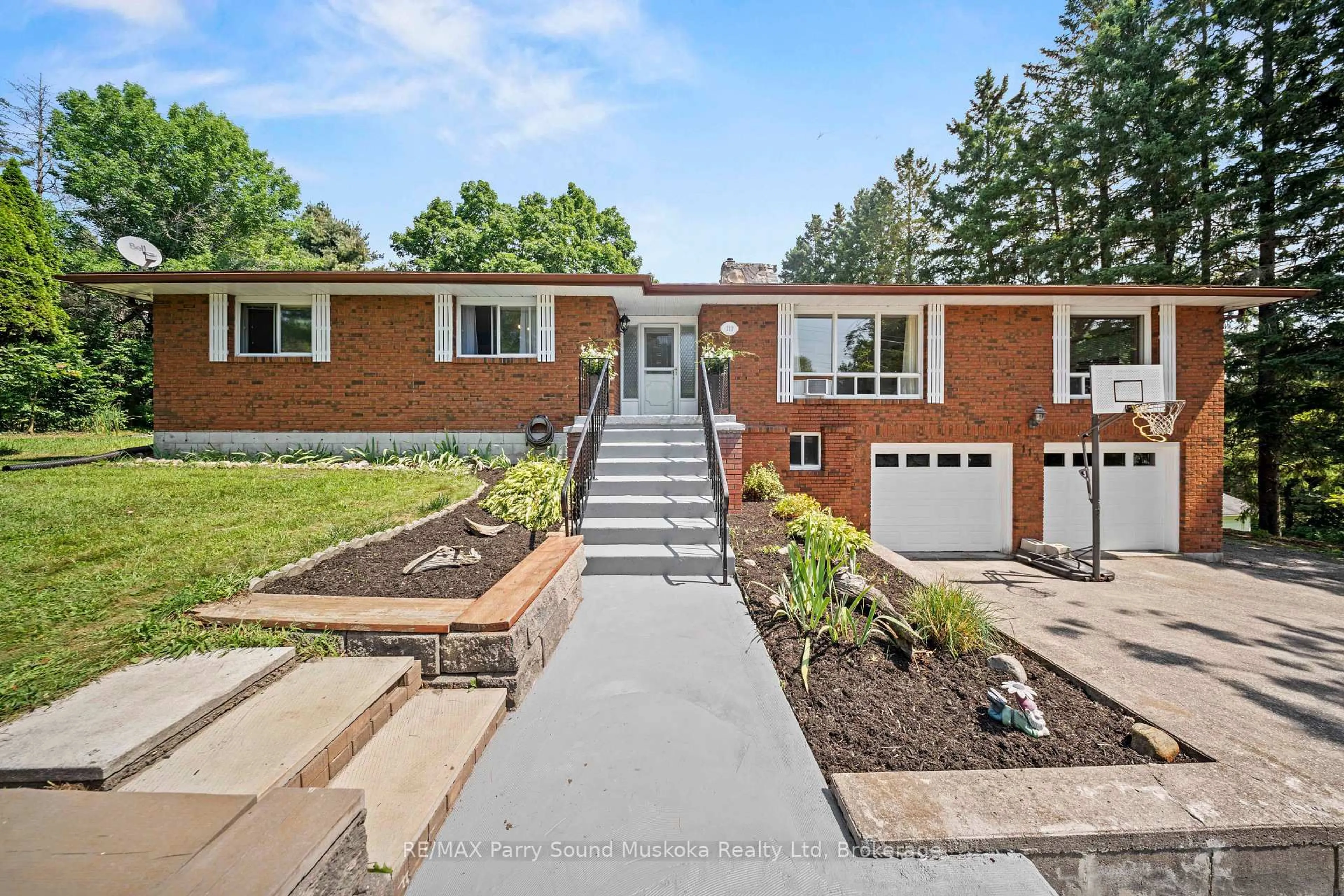 Home with brick exterior material, street for 113 North Rd, McDougall Ontario P2A 2W9