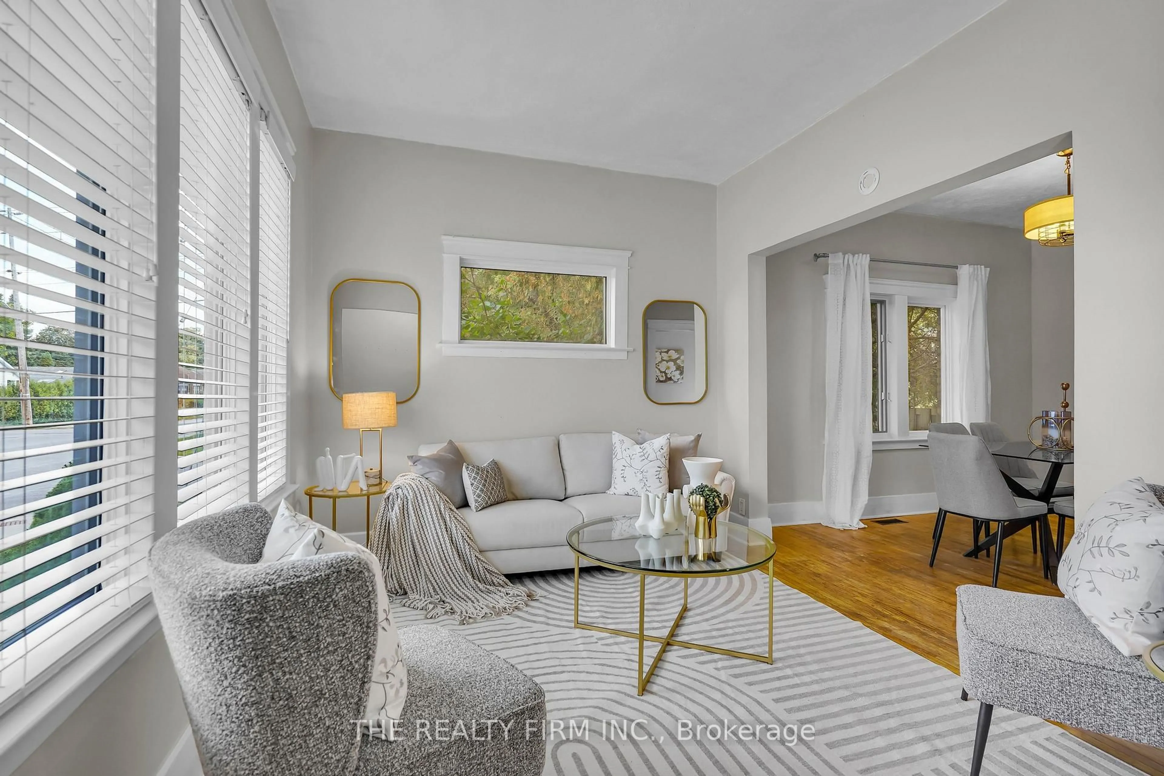 Living room with furniture, unknown for 230 EDINBURGH St, London North Ontario N6H 1M3