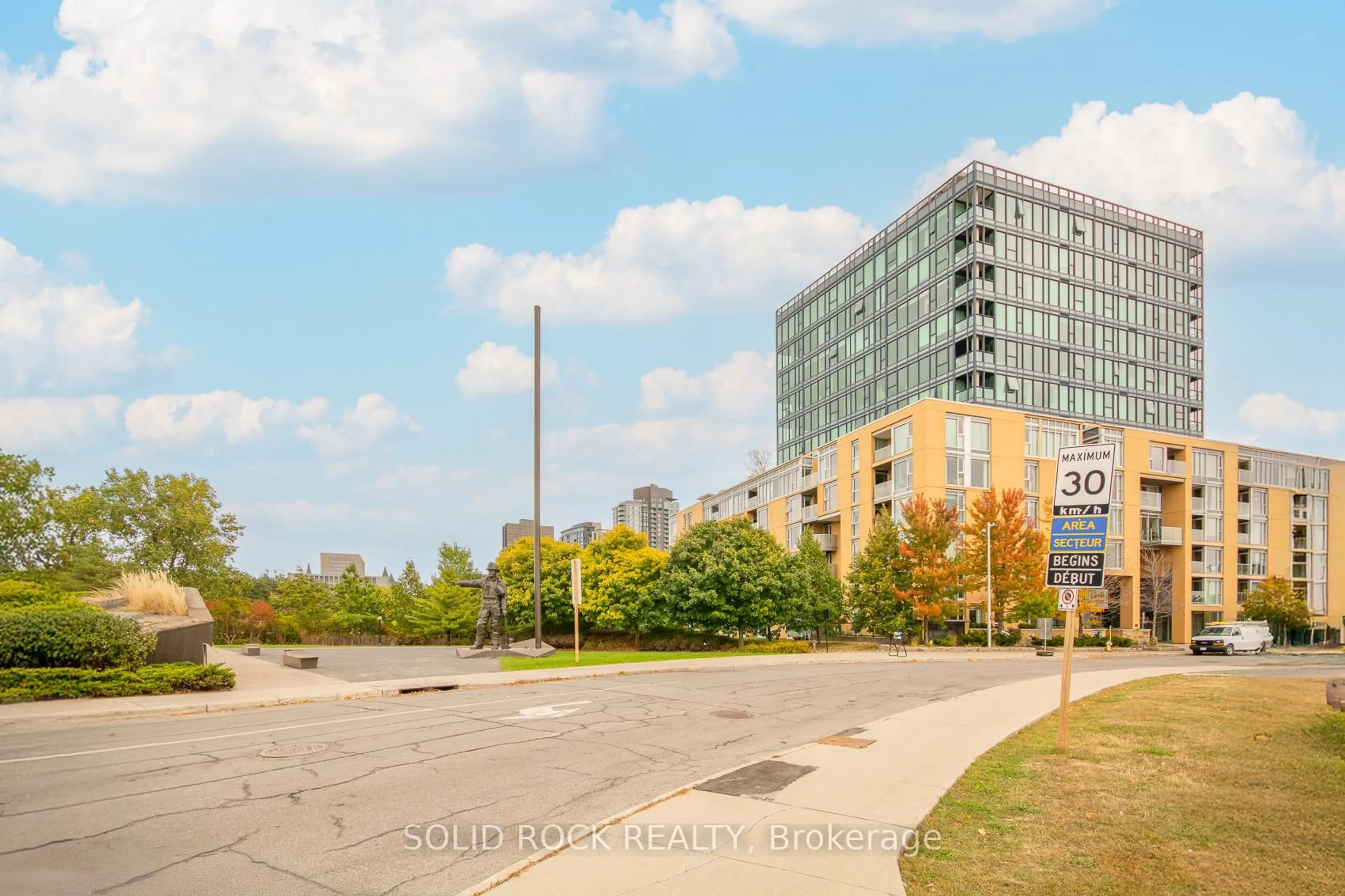 Unknown for 200 Lett St #210, Ottawa Ontario K1R 0A7