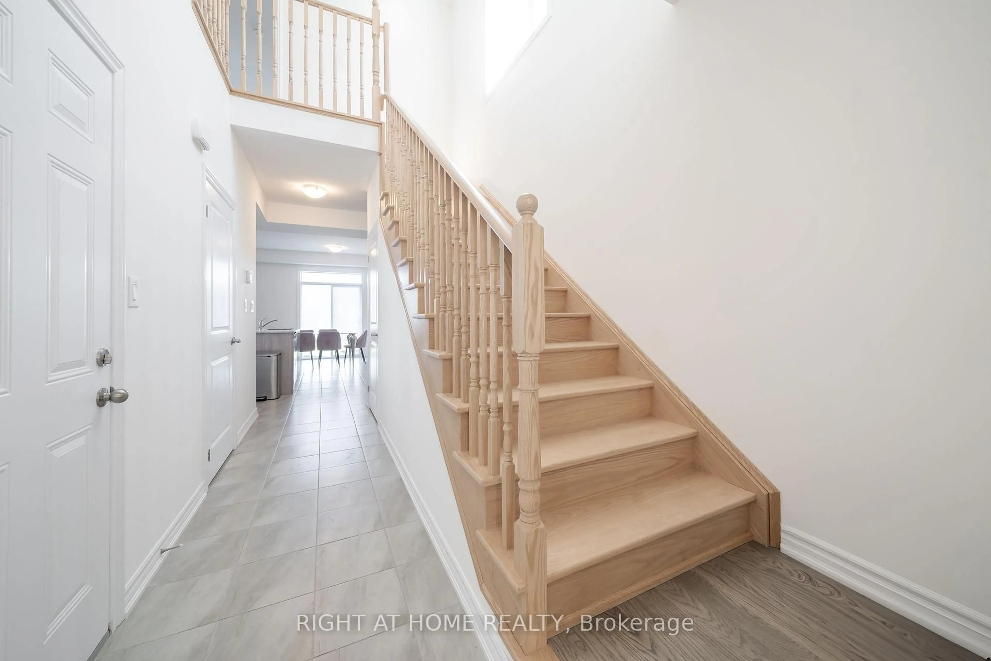 Unknown for 32 Hillcroft Way, Kawartha Lakes Ontario K0M 1A0
