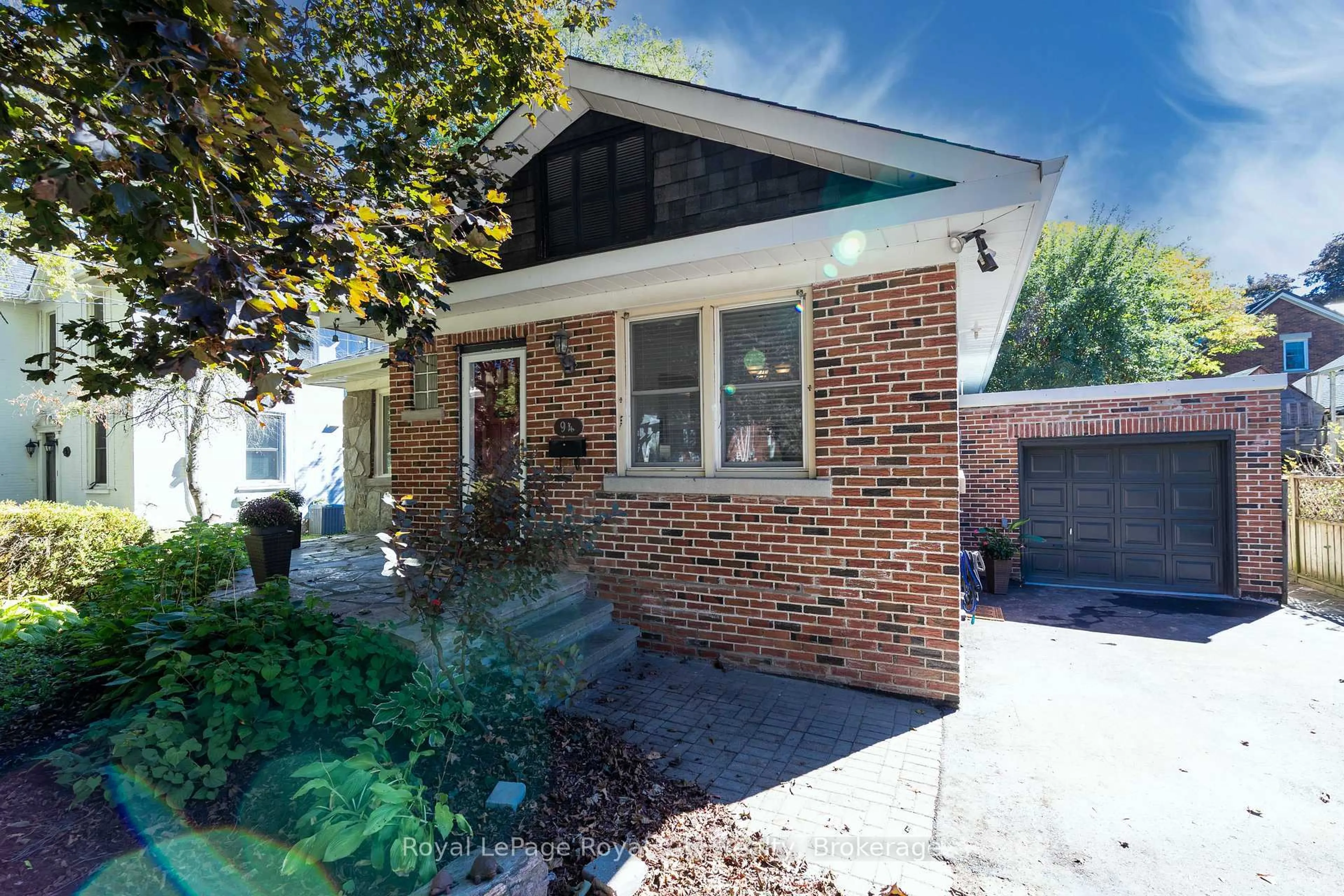 Home with brick exterior material, street for 94 Durham St, Guelph Ontario N1H 2Y3