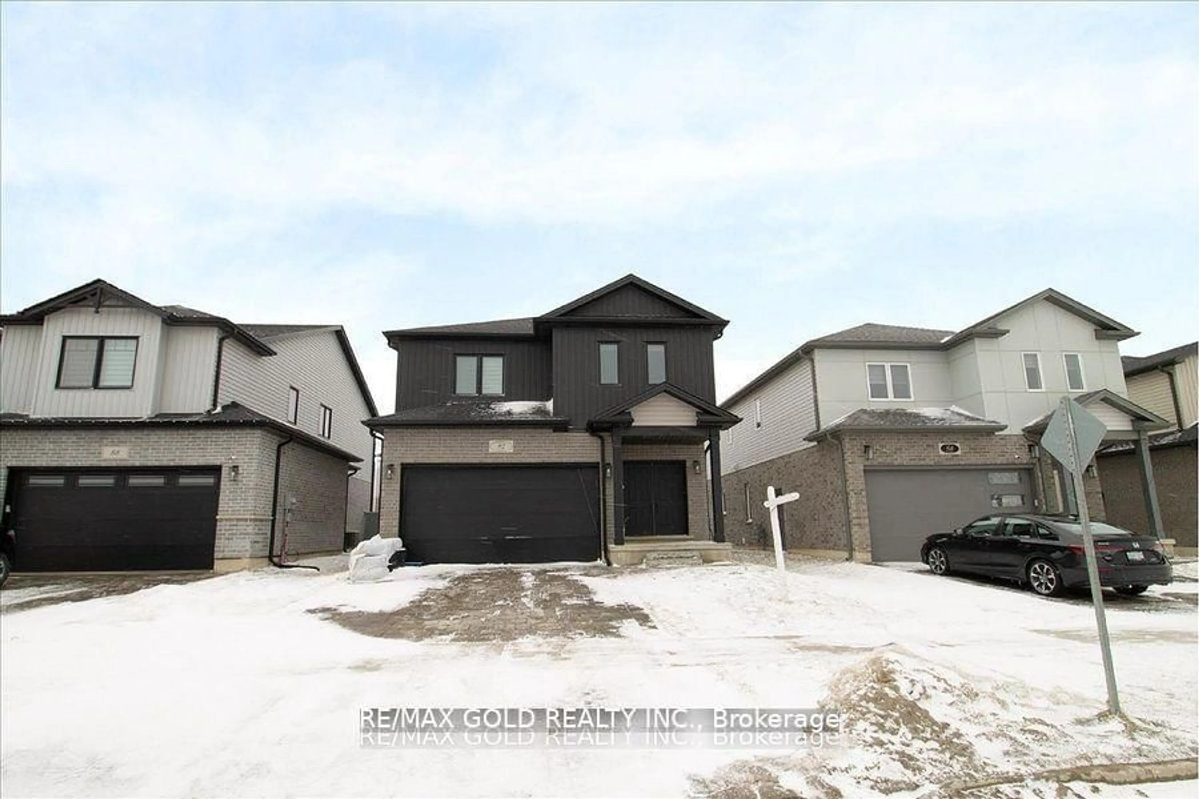 Unknown for 92 Middleton Ave, London South Ontario N6L 1K3