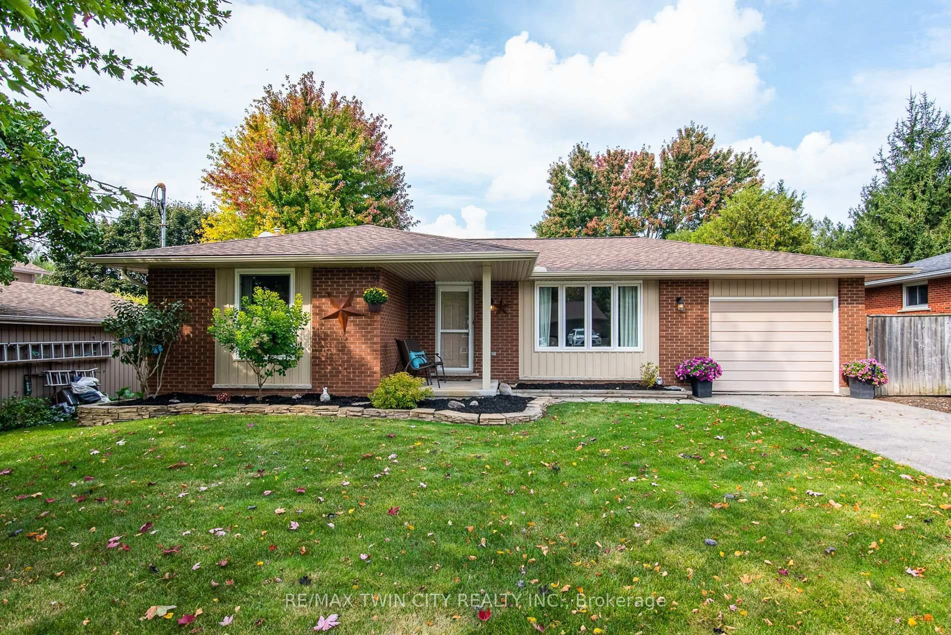 Home with brick exterior material, street for 1099 Henry St, Wellesley Ontario N0B 2T0