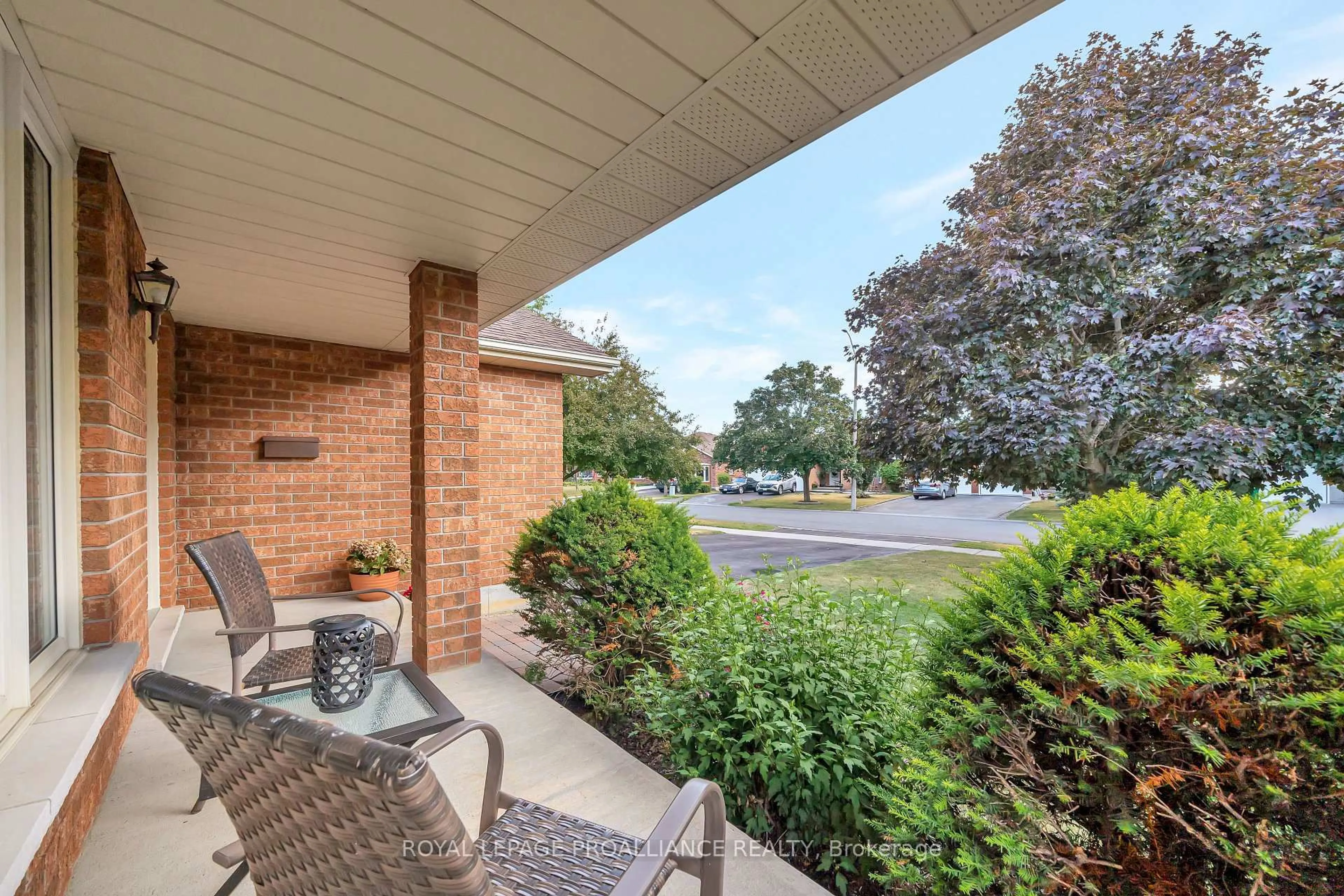 Patio, unknown for 36 Oak Ridge Blvd, Belleville Ontario K8N 5W1