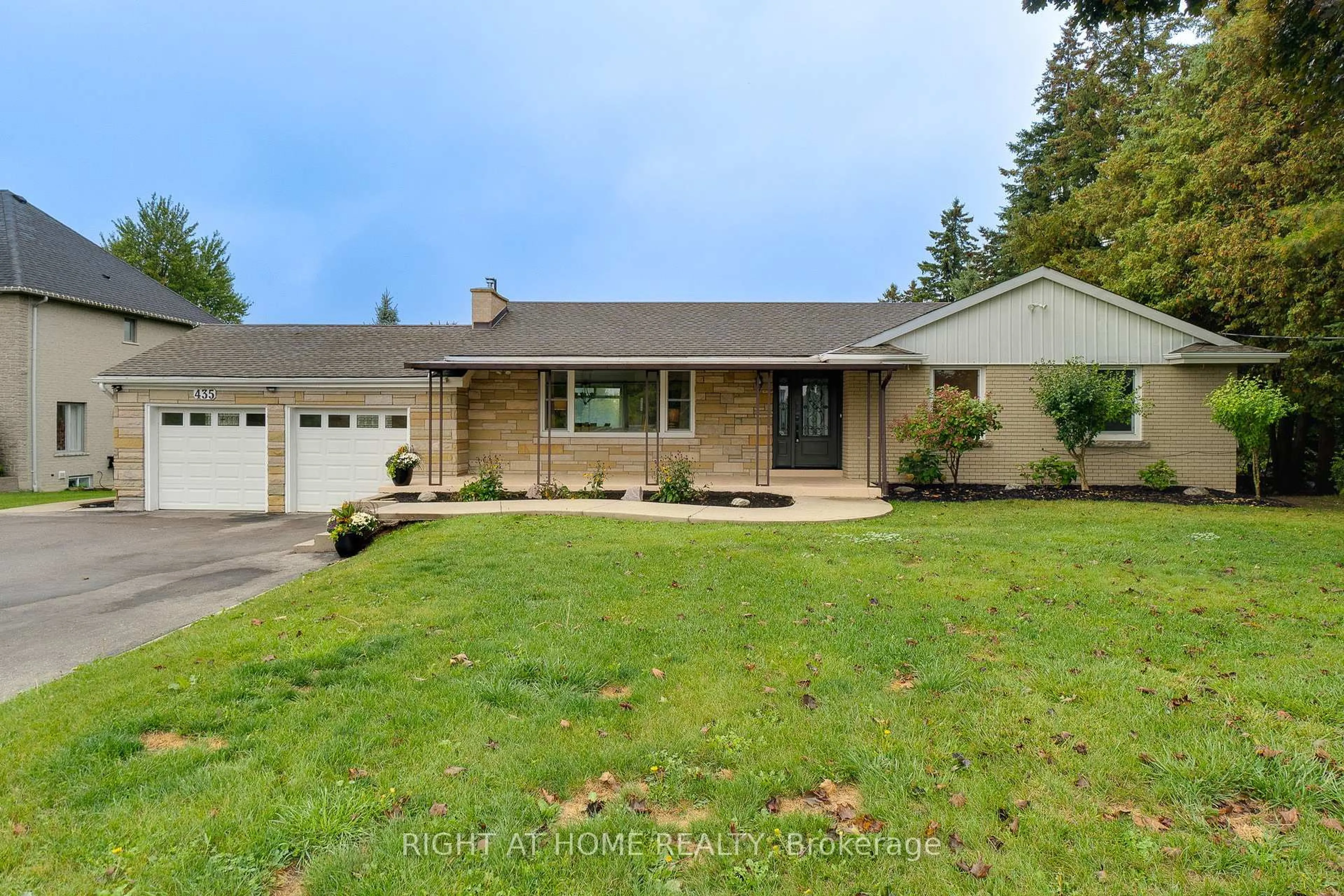 Unknown for 435 Parkside Dr, Hamilton Ontario L8B 0Y6