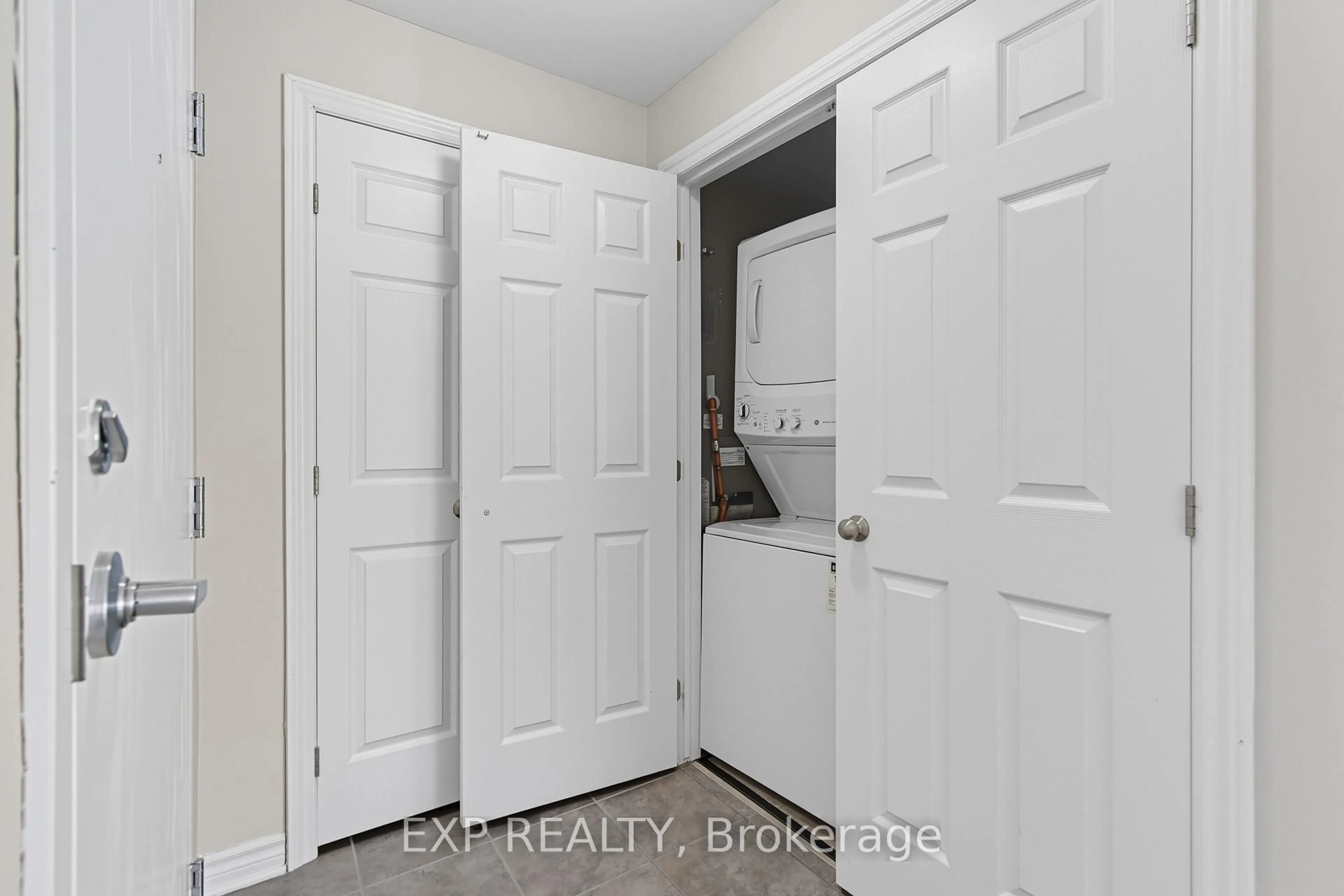 Laundry room for 330 Everest Private #A, Ottawa Ontario K1G 4E4