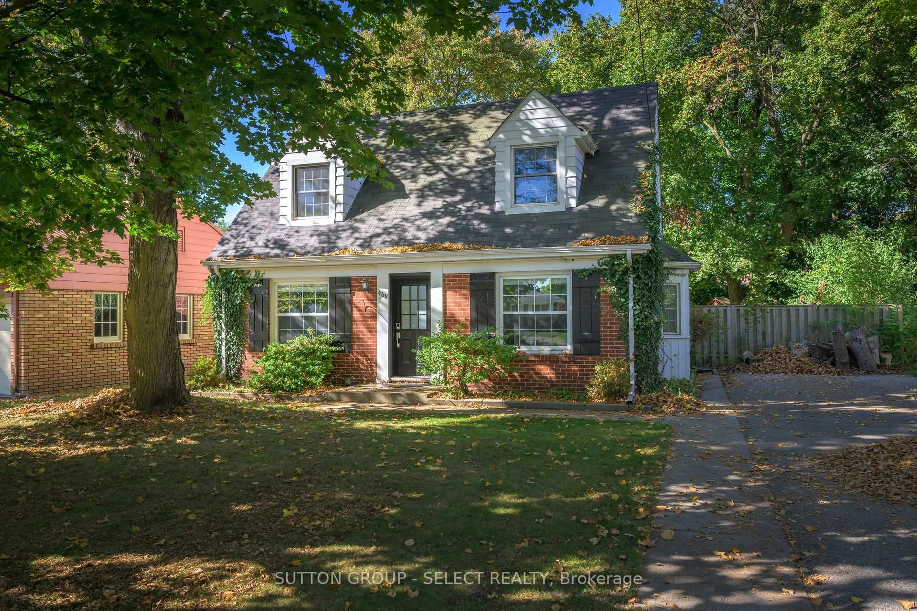 Home with brick exterior material, street for 469 Riverside Dr, London North Ontario N6H 2R9