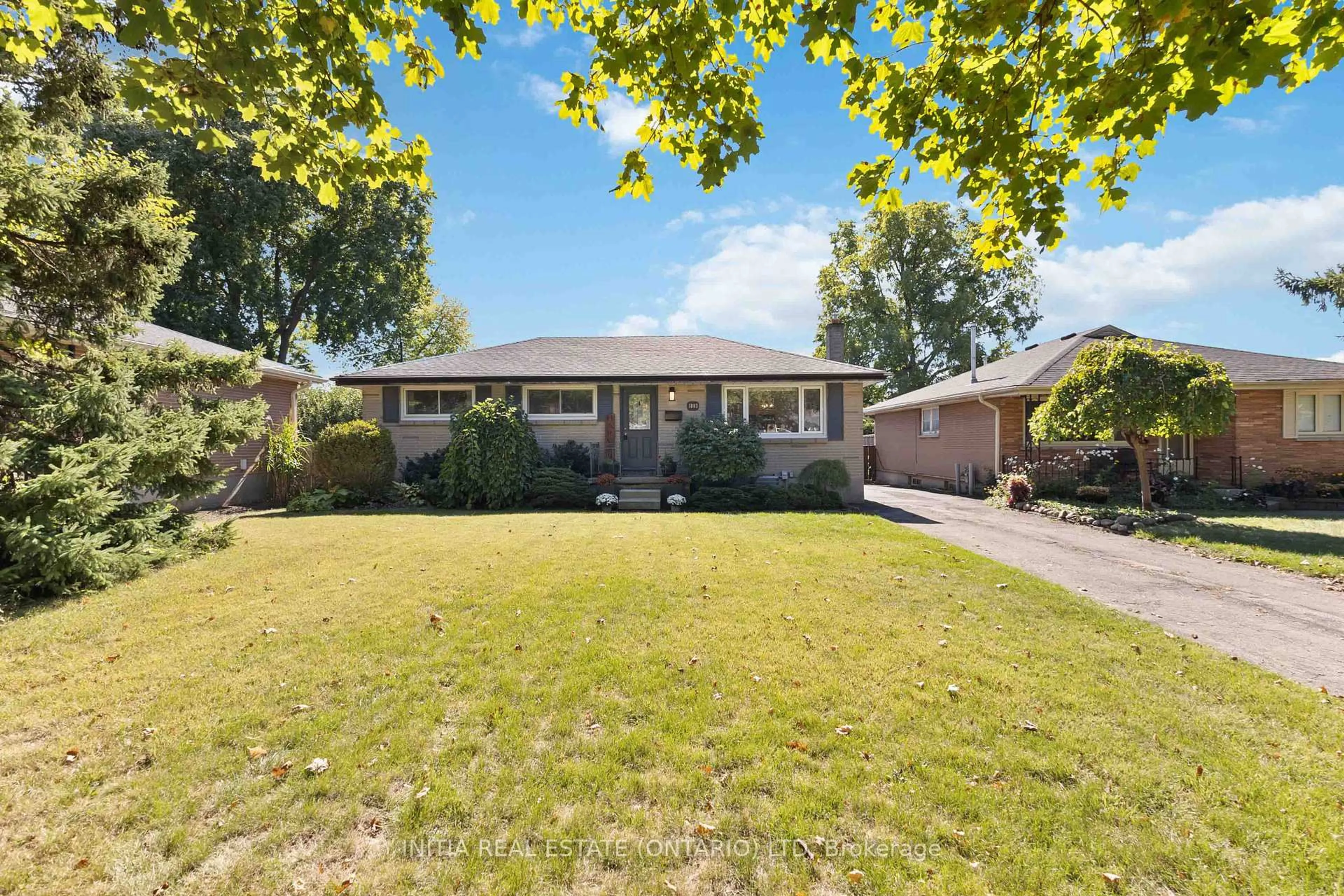 Unknown for 1803 Whitehall Dr, London East Ontario N5W 1Z2