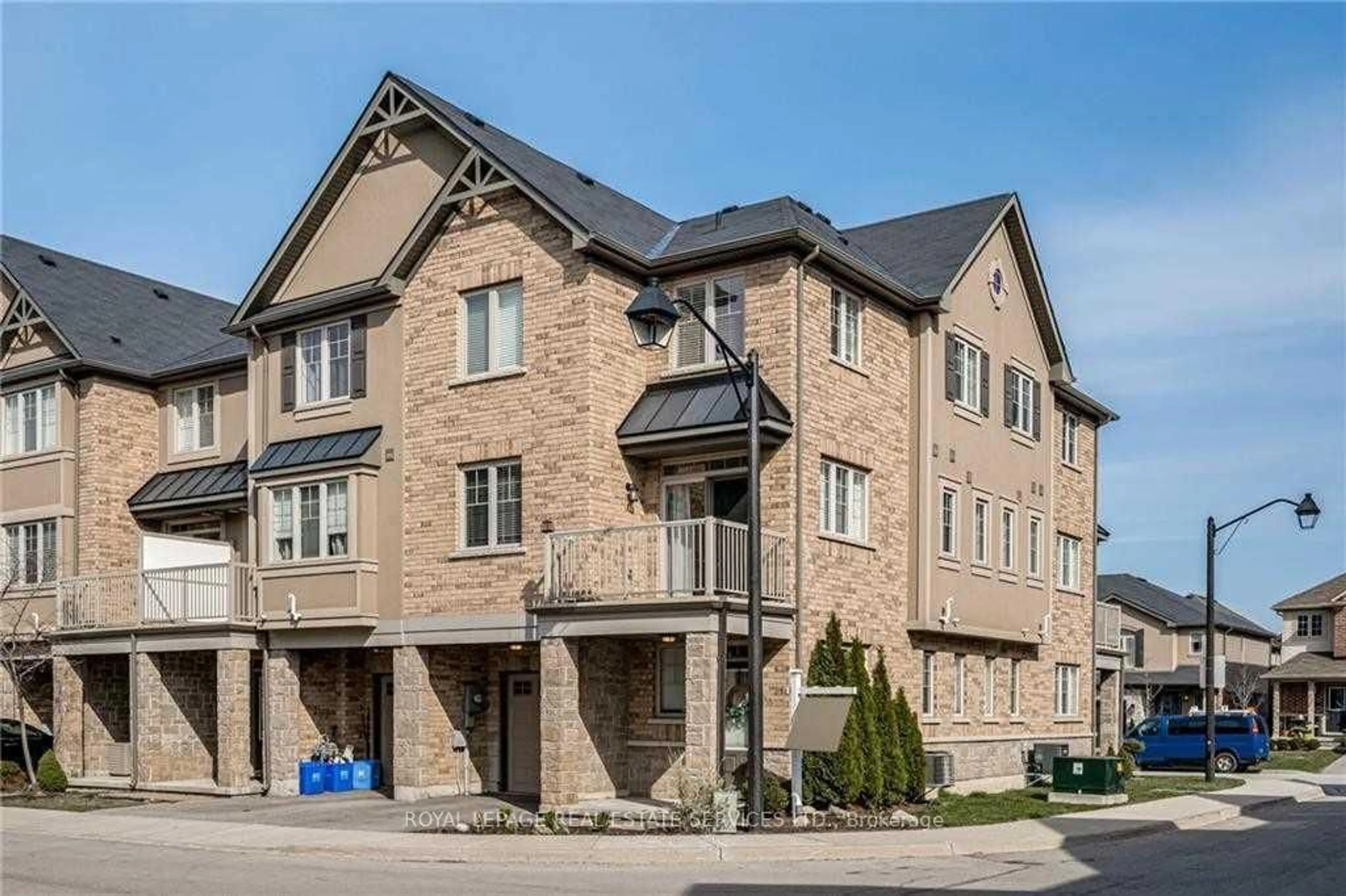 Home with brick exterior material, street for 201 Westbank Tr #47, Hamilton Ontario L8J 0H4