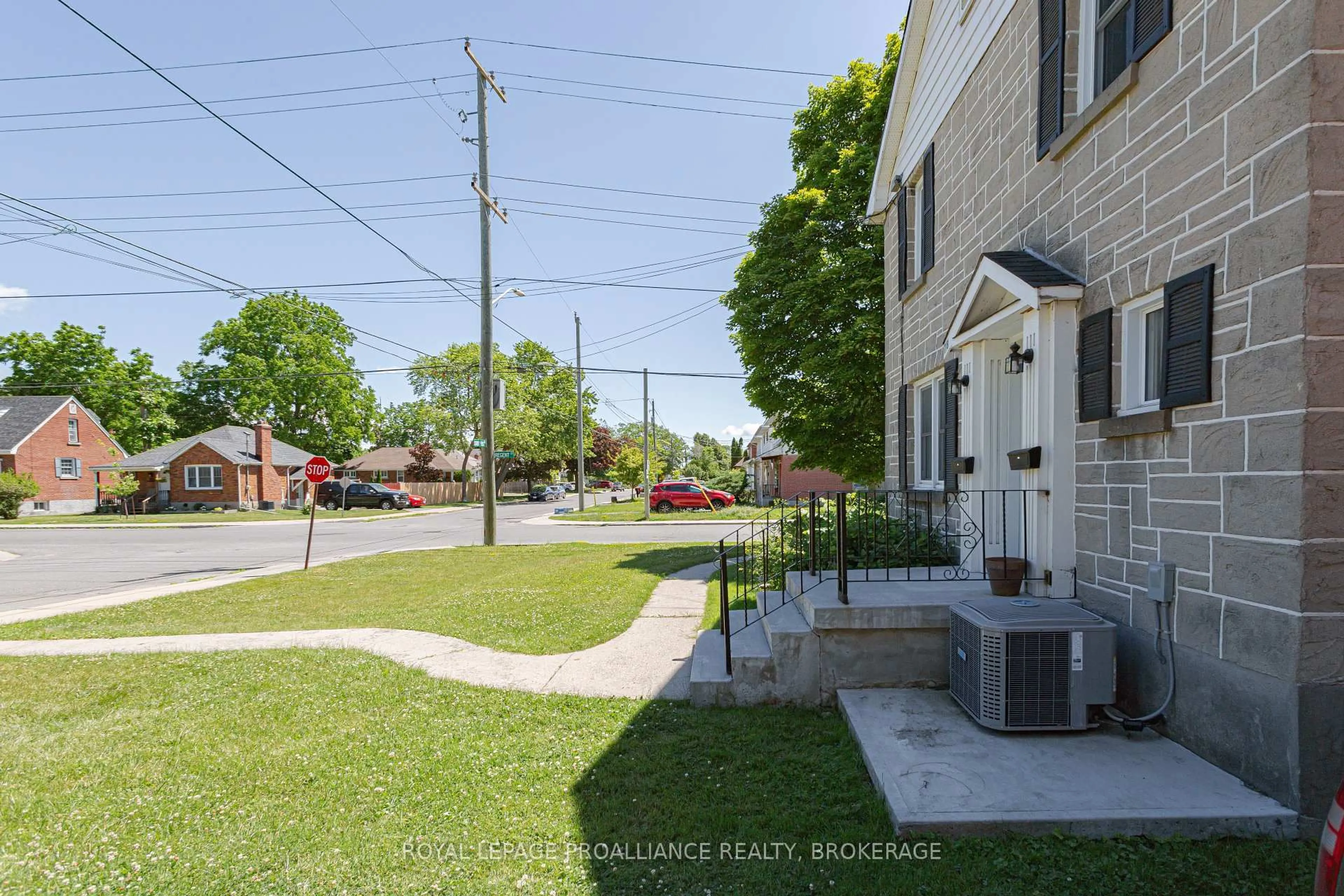 Patio, street for 78 Carruthers Ave, Kingston Ontario K7L 1M4