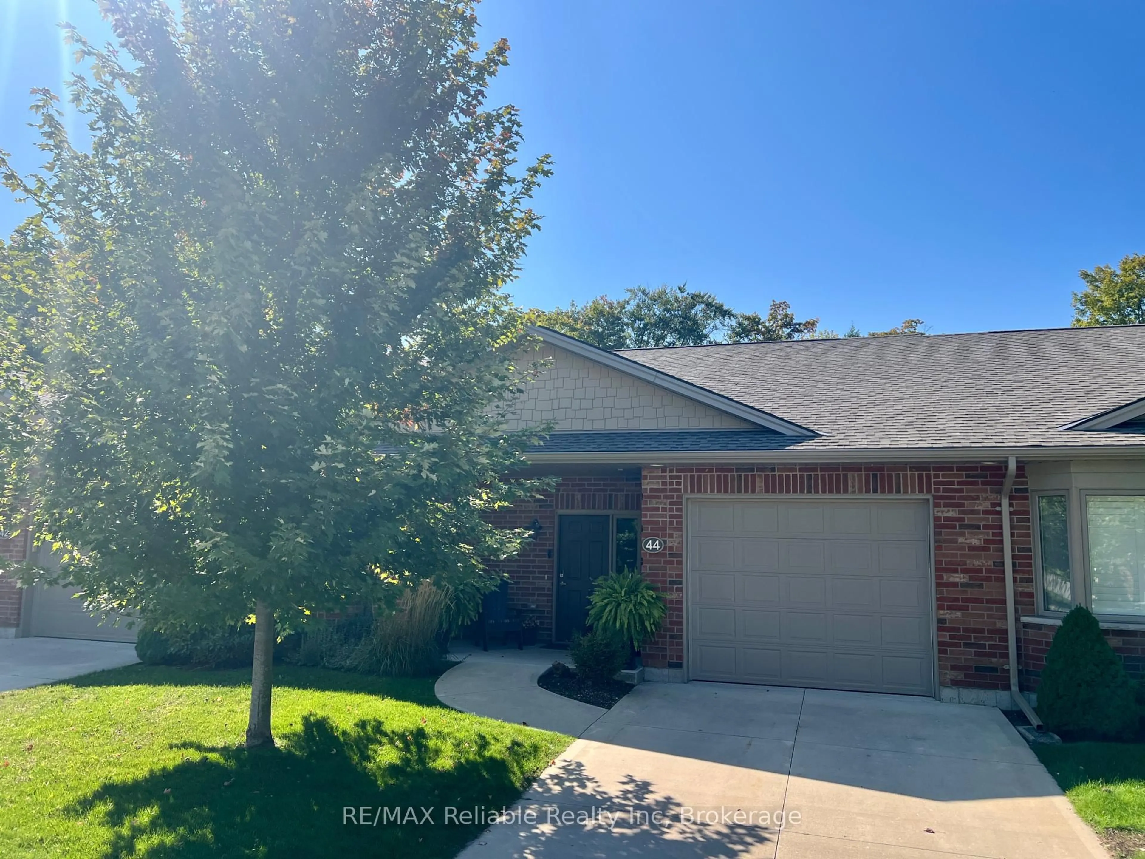 A pic from outside/outdoor area/front of a property/back of a property/a pic from drone, water/lake/river/ocean view for 44 Bayfield Mews Lane, Bluewater Ontario N0M 1G0