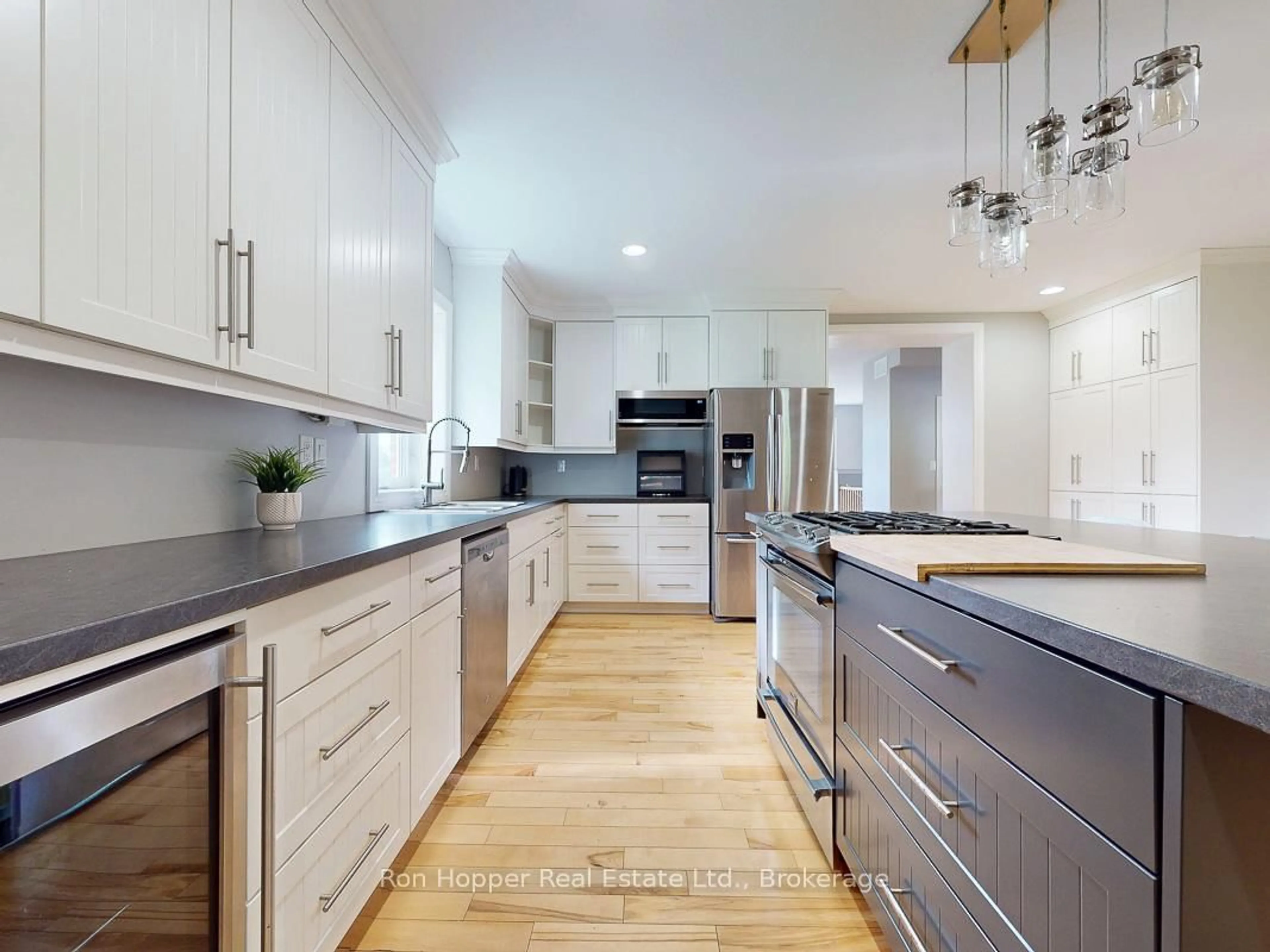 Contemporary kitchen, unknown for 123025 Story Book Park Rd, Owen Sound Ontario N4K 5N6