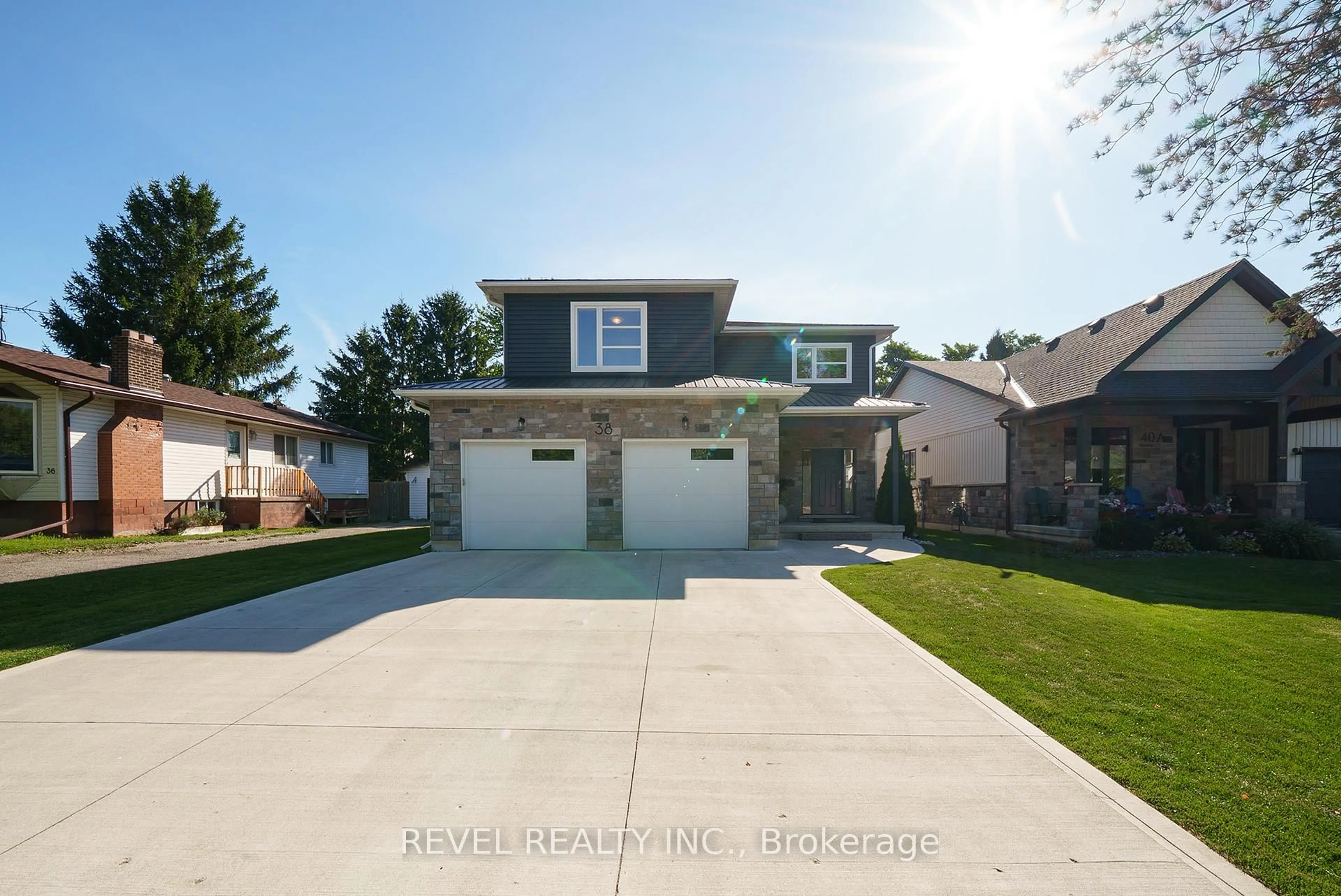Home with brick exterior material, street for 38 Lakeview Ave, Norfolk Ontario N0A 1N8