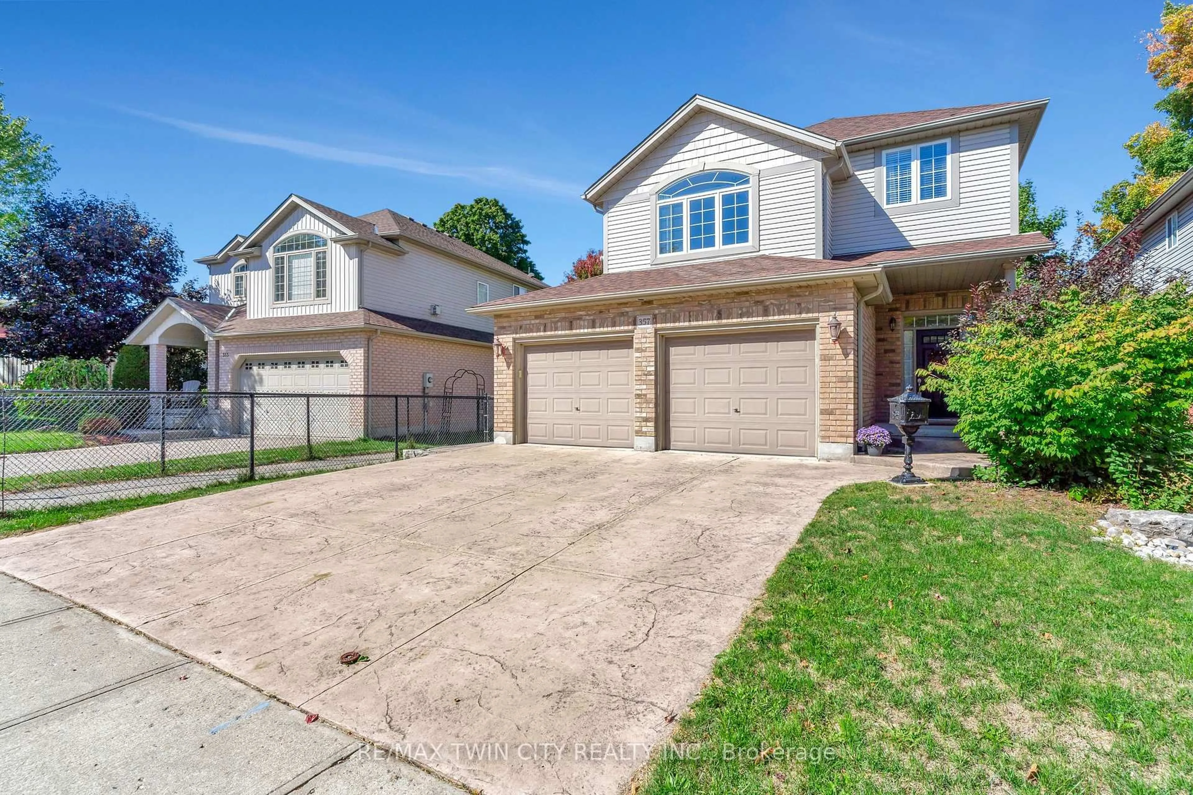 Unknown for 357 Auburn Dr, Waterloo Ontario N2K 4P3