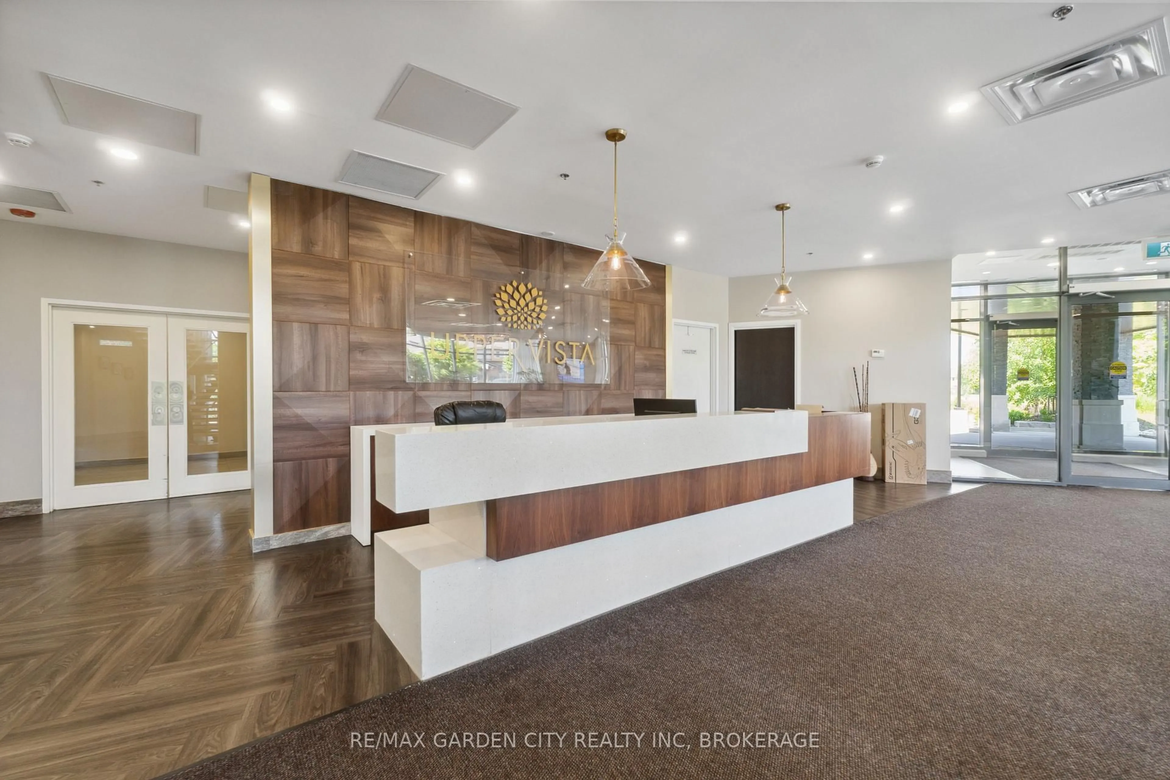 Lobby for 7711 Green Vista Gate Ave #408, Niagara Falls Ontario L2H 1R1