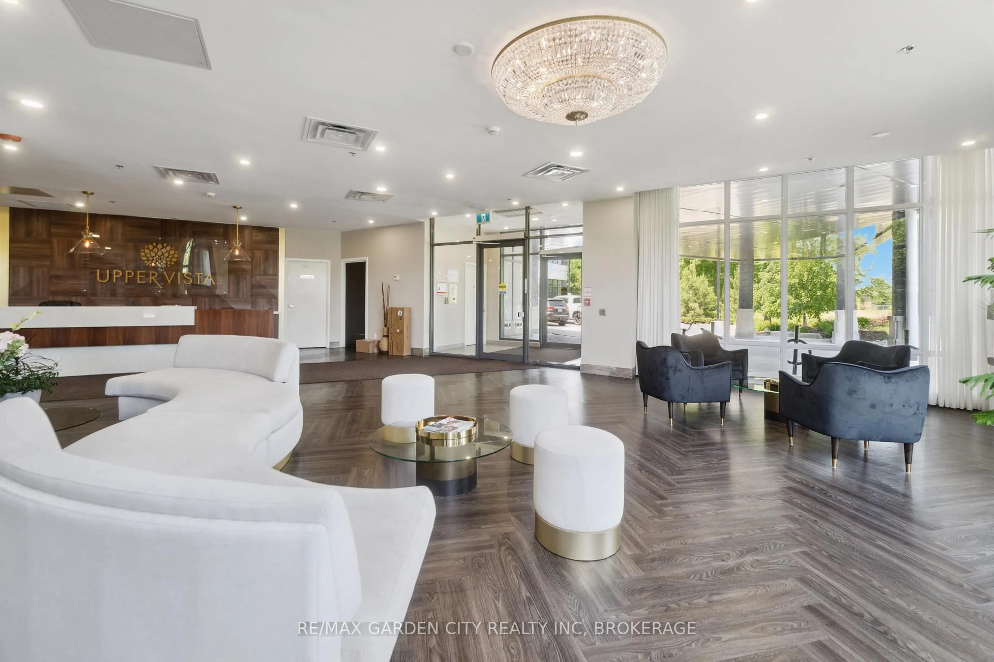 Lobby for 7711 Green Vista Gate Ave #408, Niagara Falls Ontario L2H 1R1