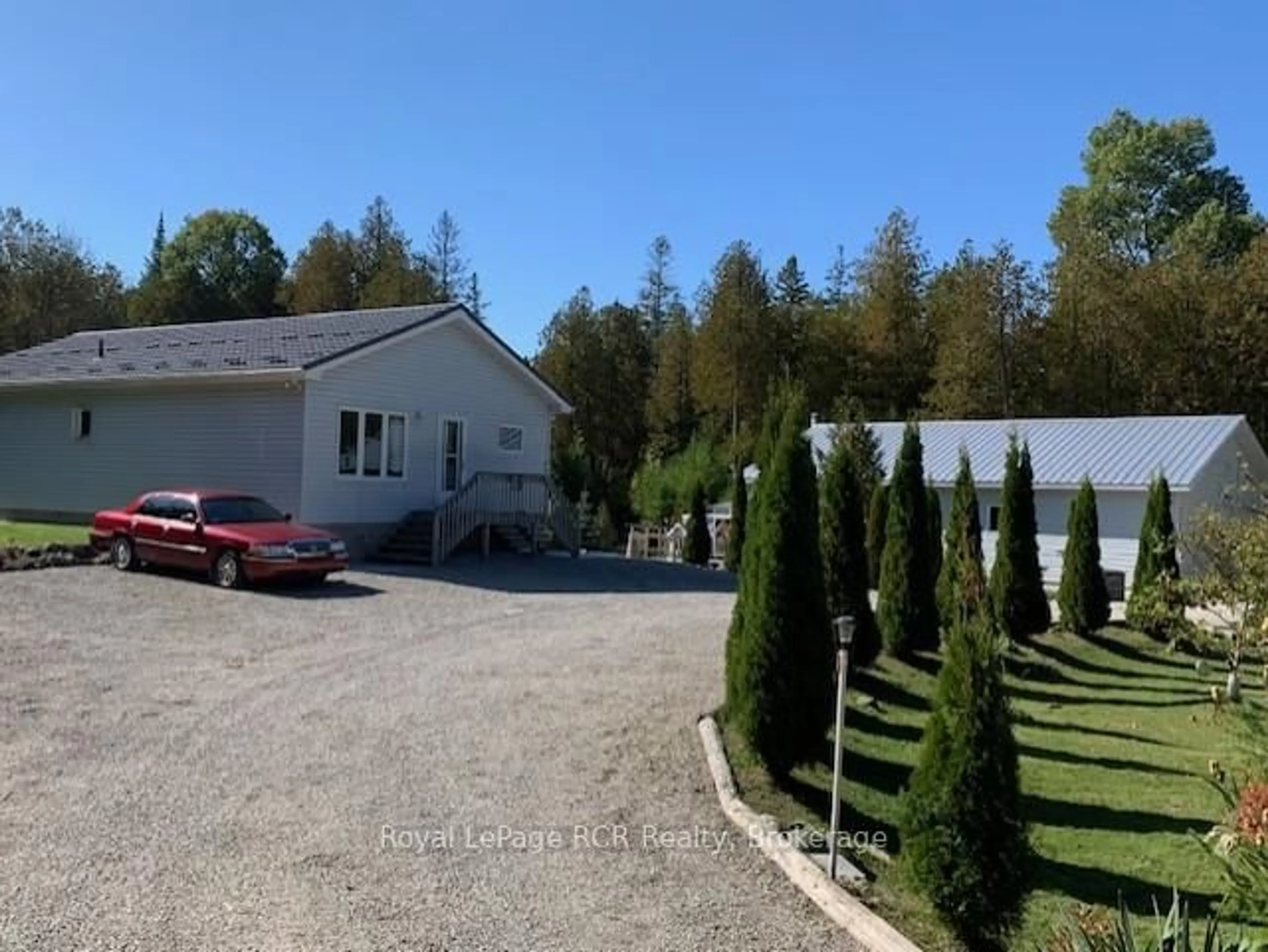 A pic from outside/outdoor area/front of a property/back of a property/a pic from drone, unknown for 505 Pike Bay Rd, Northern Bruce Peninsula Ontario N0H 1W0
