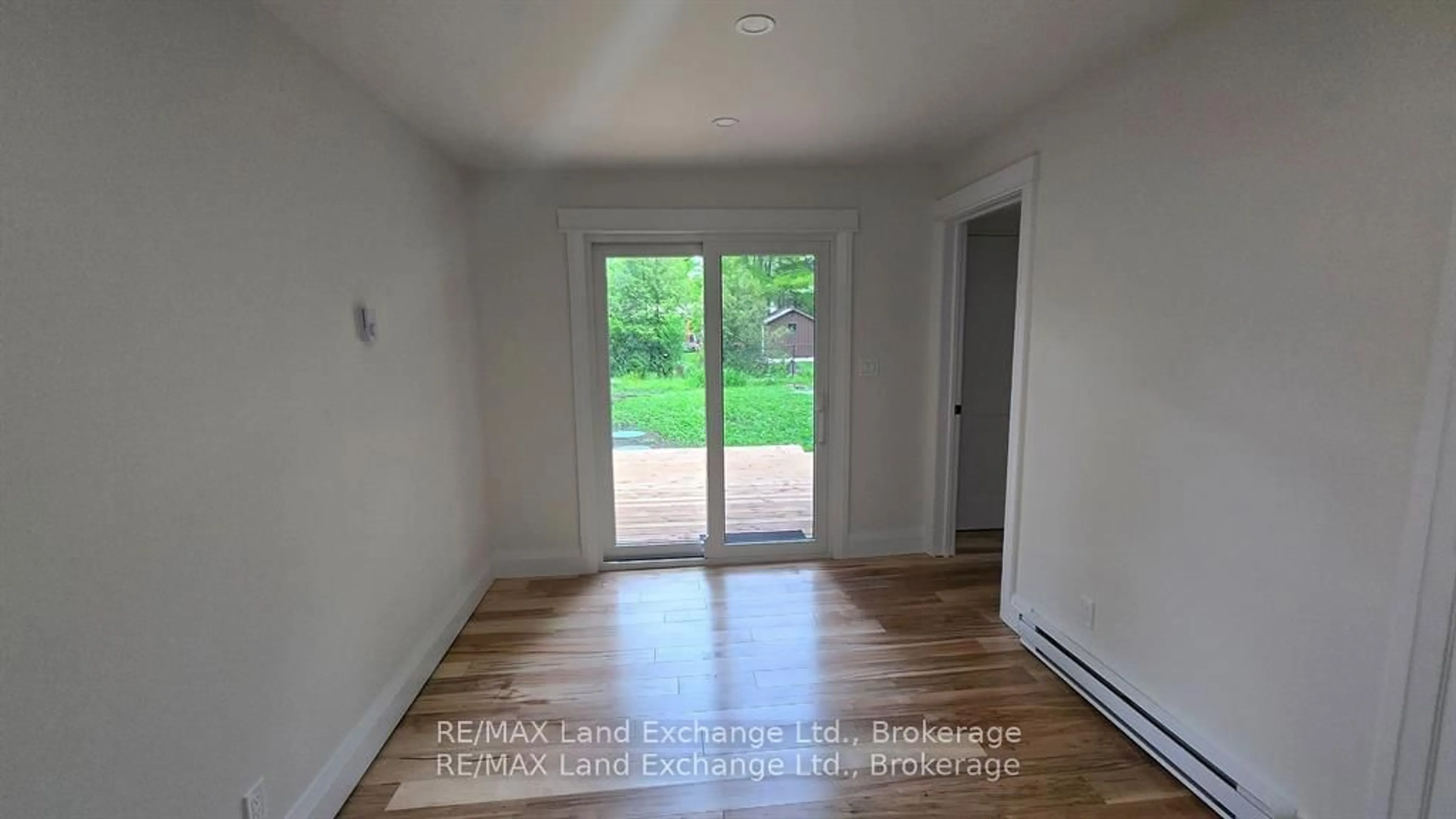 A pic of a room for 325 Ojibwa Tr, Huron-Kinloss Ontario N0G 2R0