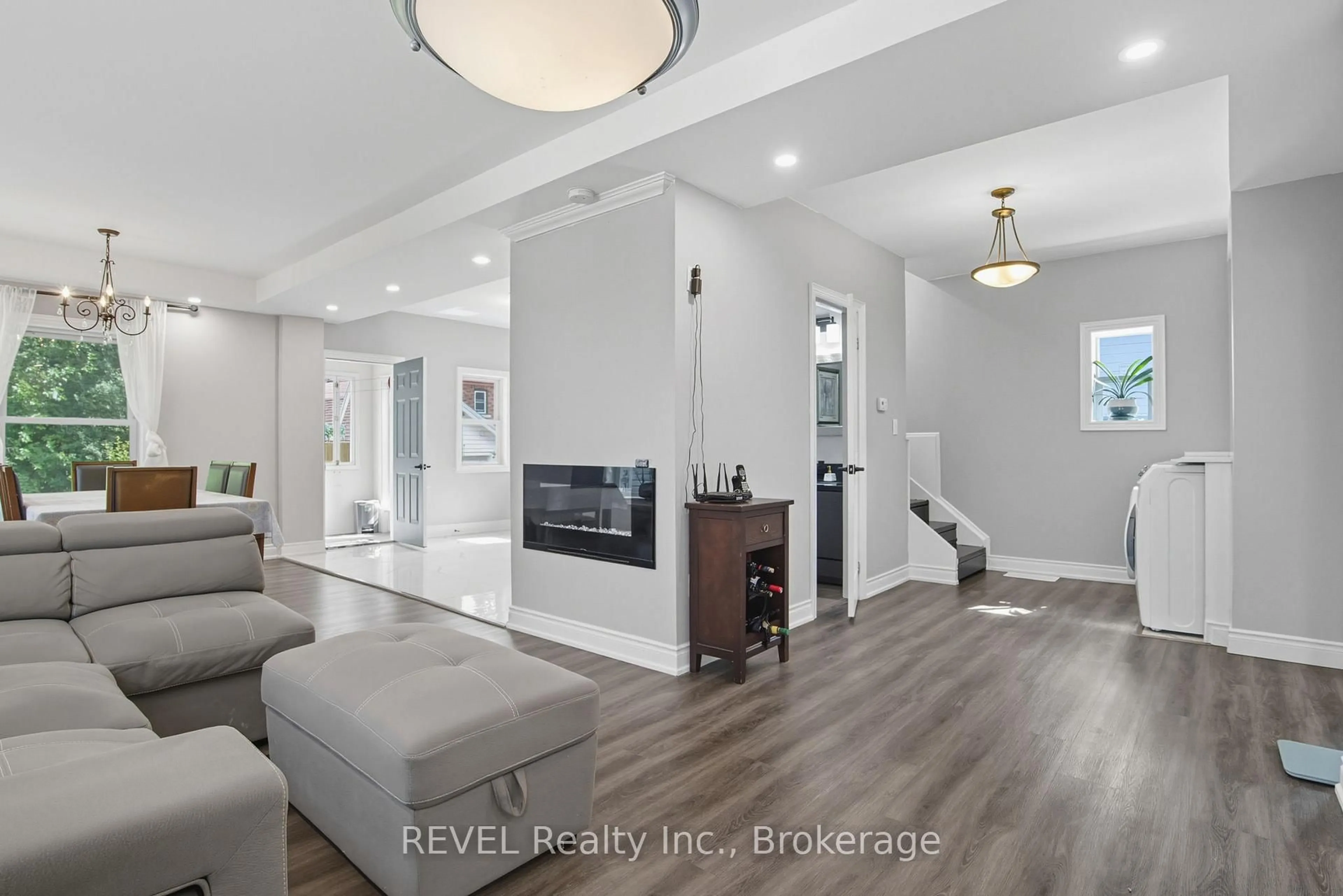 Unknown for 6238 PINE GROVE Ave, Niagara Falls Ontario L2G 4J2