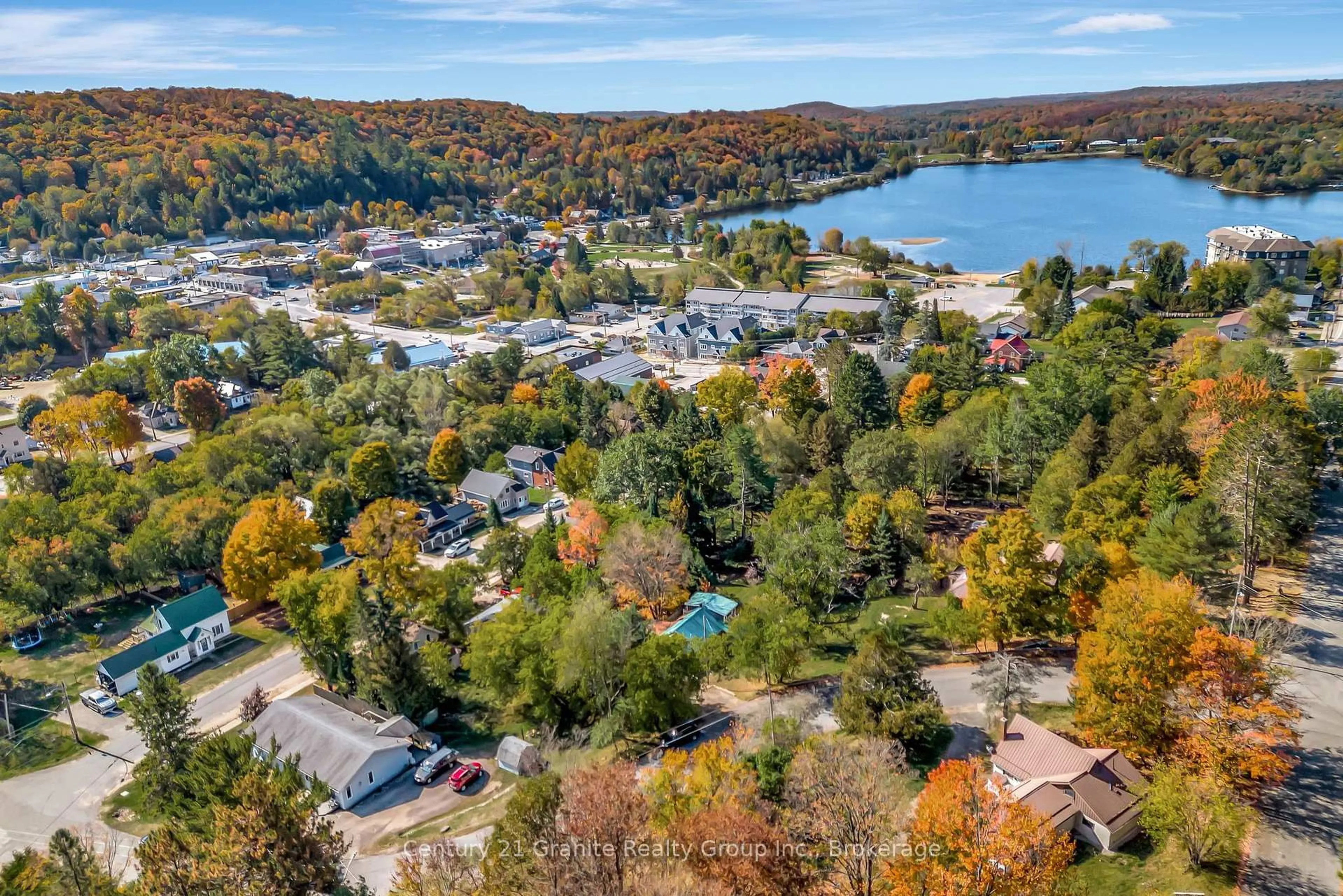 A pic from outside/outdoor area/front of a property/back of a property/a pic from drone, water/lake/river/ocean view for 91 Pine Ave, Dysart et al Ontario K0M 1S0