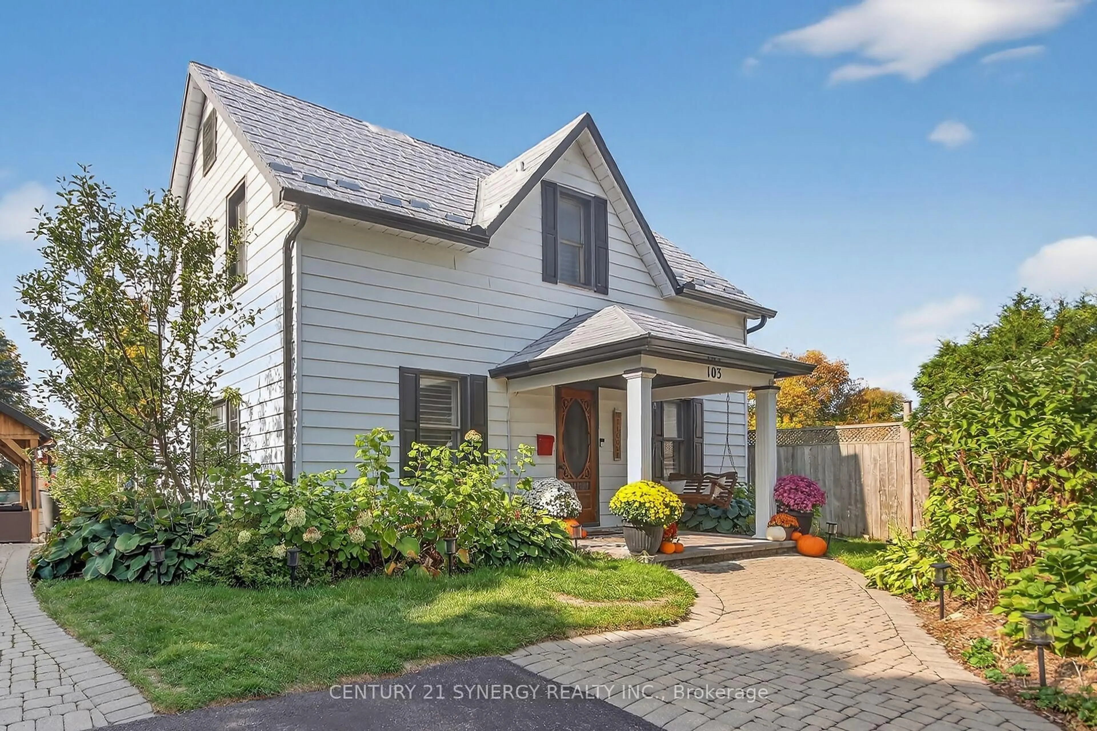 Home with brick exterior material, street for 103 Queen Charlotte St, Richmond Ontario K0A 2Z0