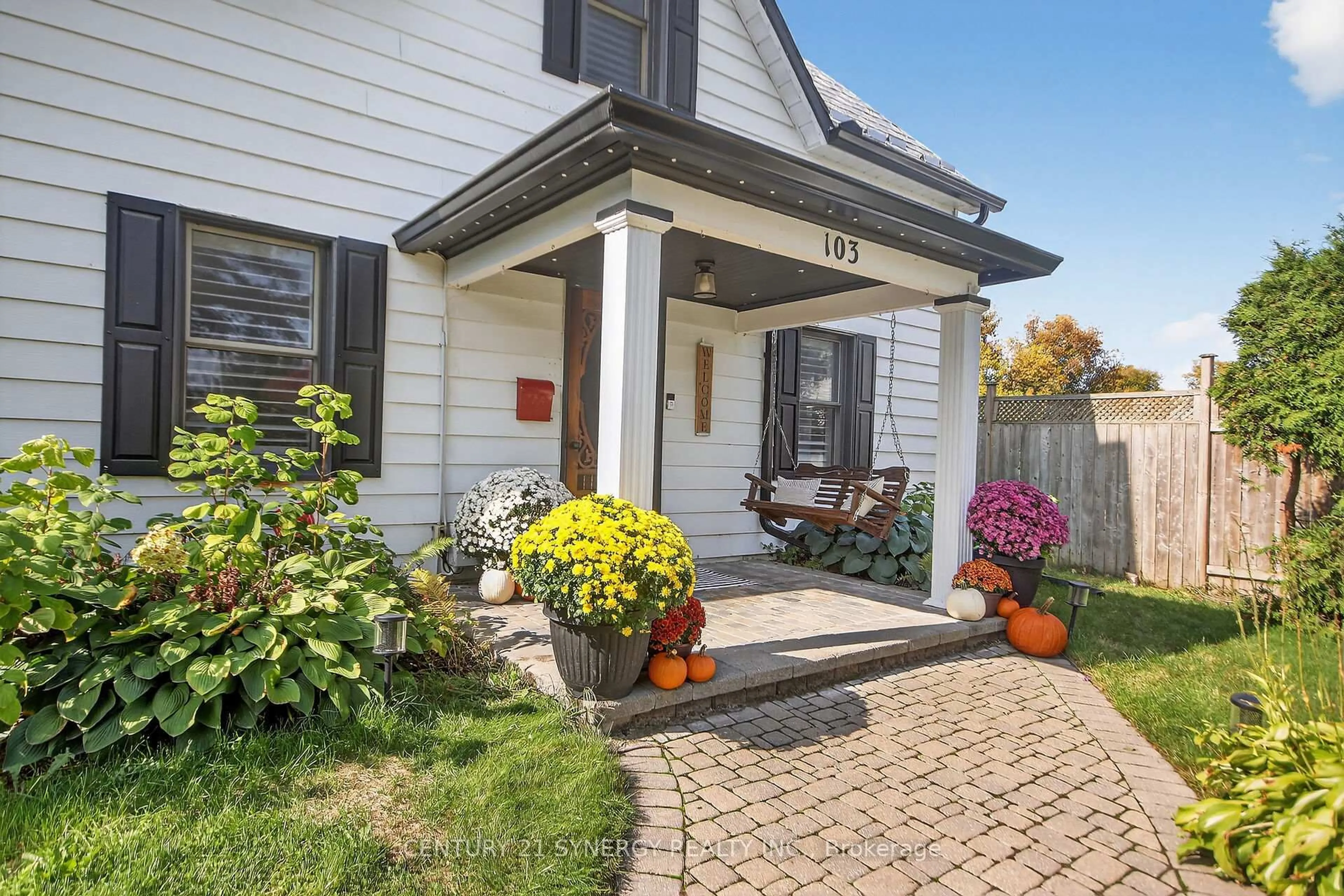 Unknown for 103 Queen Charlotte St, Richmond Ontario K0A 2Z0
