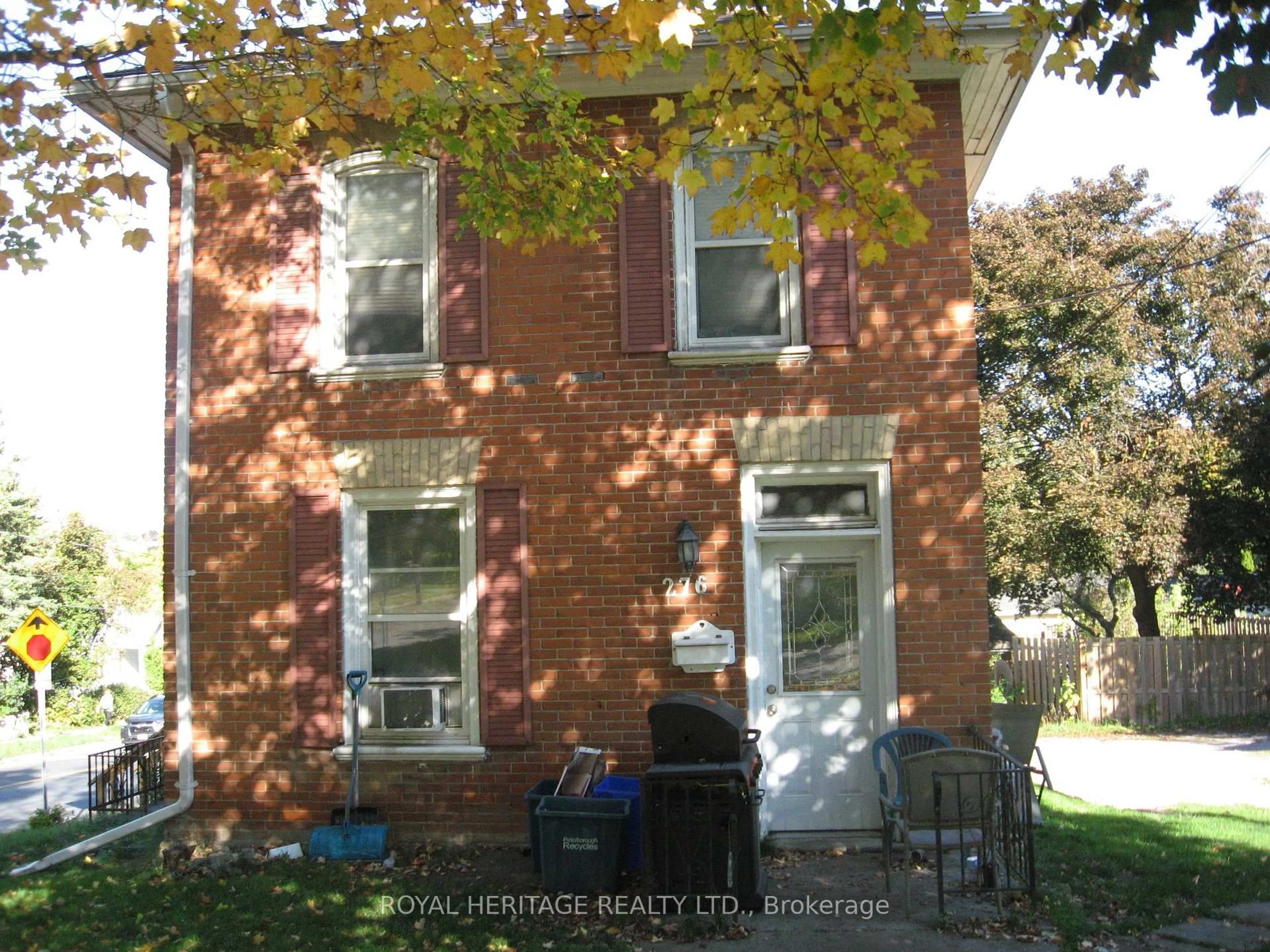 Home with brick exterior material, street for 276 Parkhill Rd, Peterborough Ontario K9H 3H5