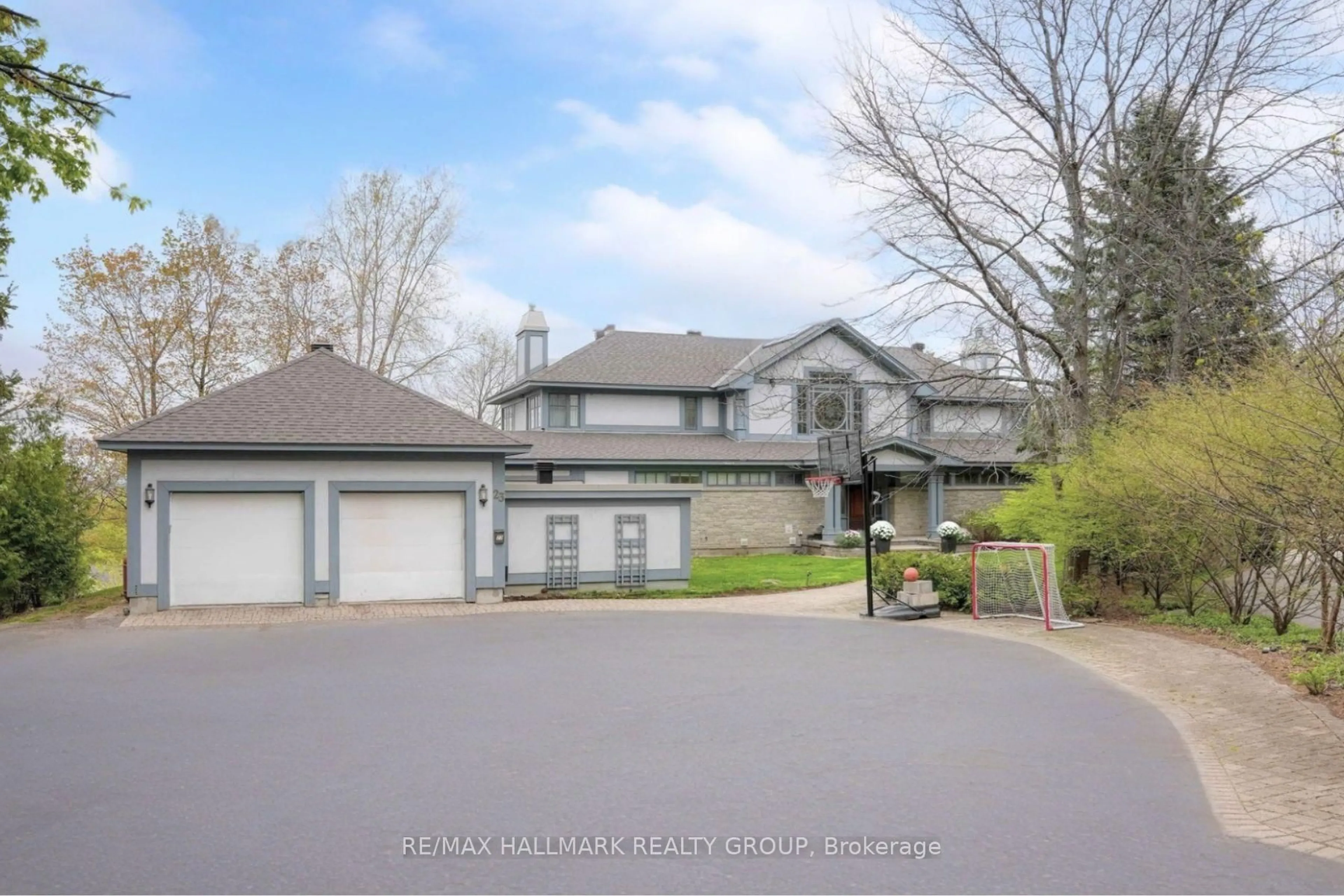 Unknown for 23 DAVIDSON Dr, Ottawa Ontario K1J 6L7