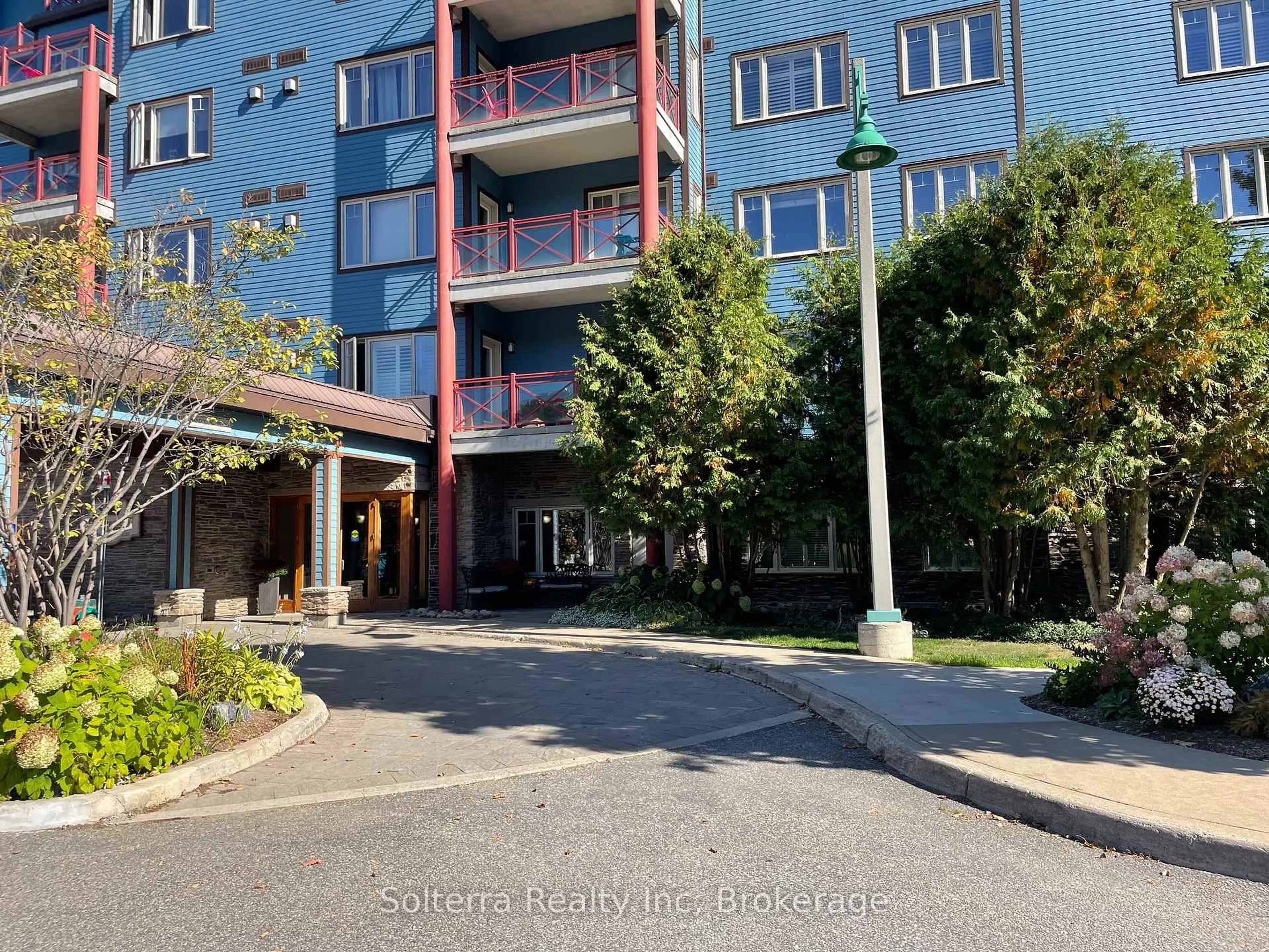 Unknown for 130 Steamship Bay Rd #Unit #208, Gravenhurst Ontario P1P 1Z9