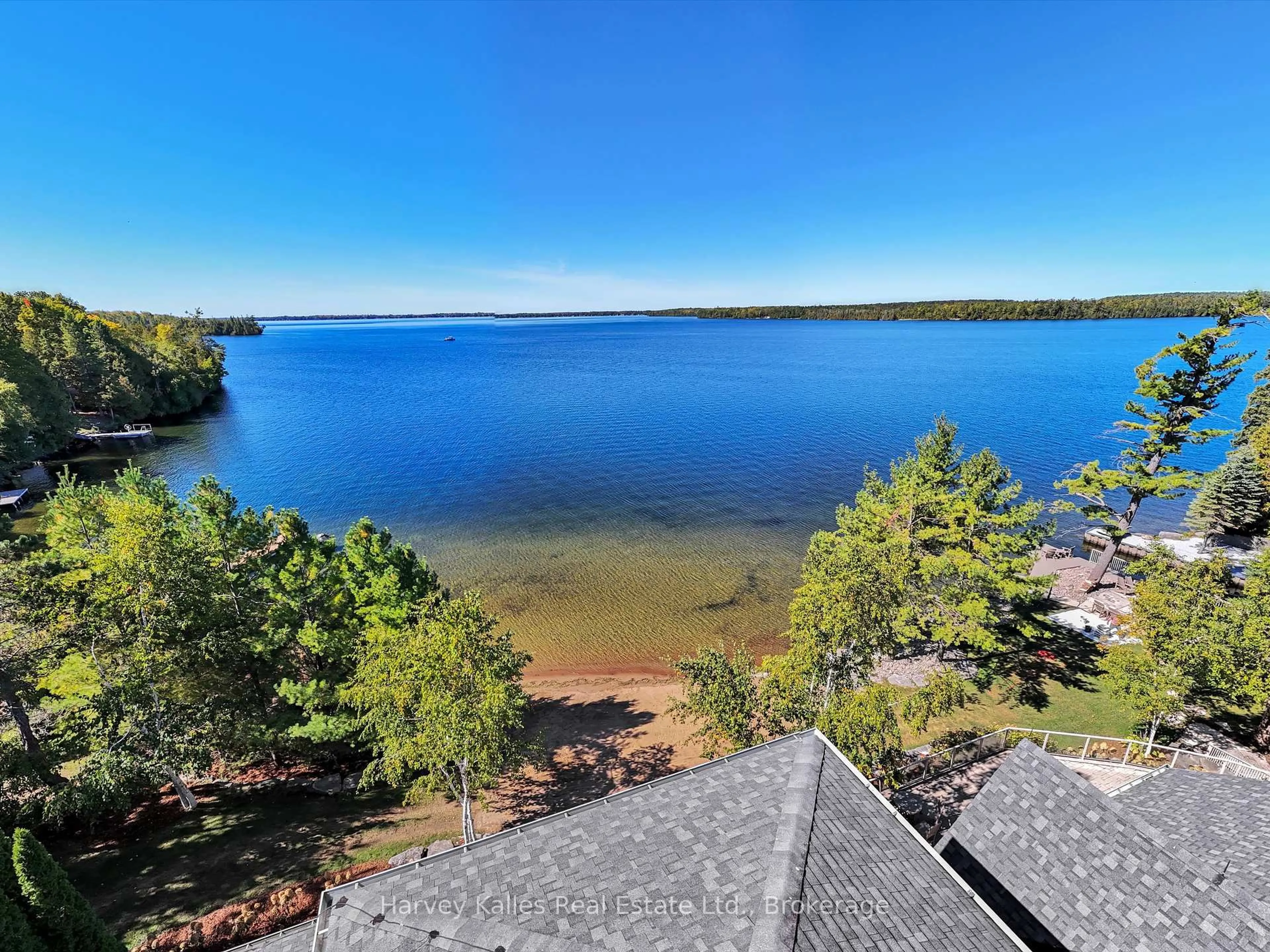 A pic from outside/outdoor area/front of a property/back of a property/a pic from drone, water/lake/river/ocean view for 5 Leaside St, Kawartha Lakes Ontario K0M 1G0