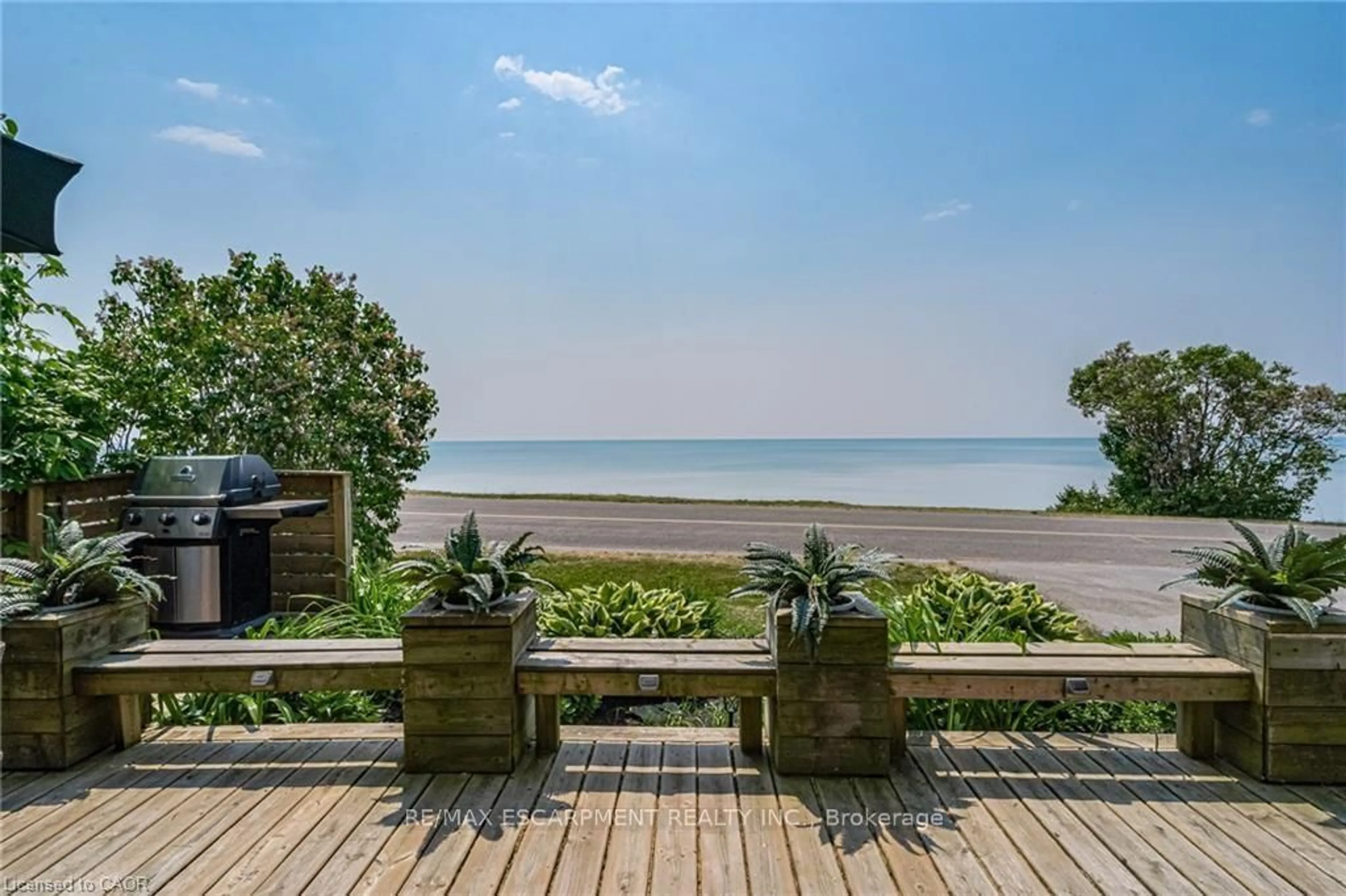 Patio, water/lake/river/ocean view for 71 Lakeshore Rd, Haldimand Ontario N0A 1P0