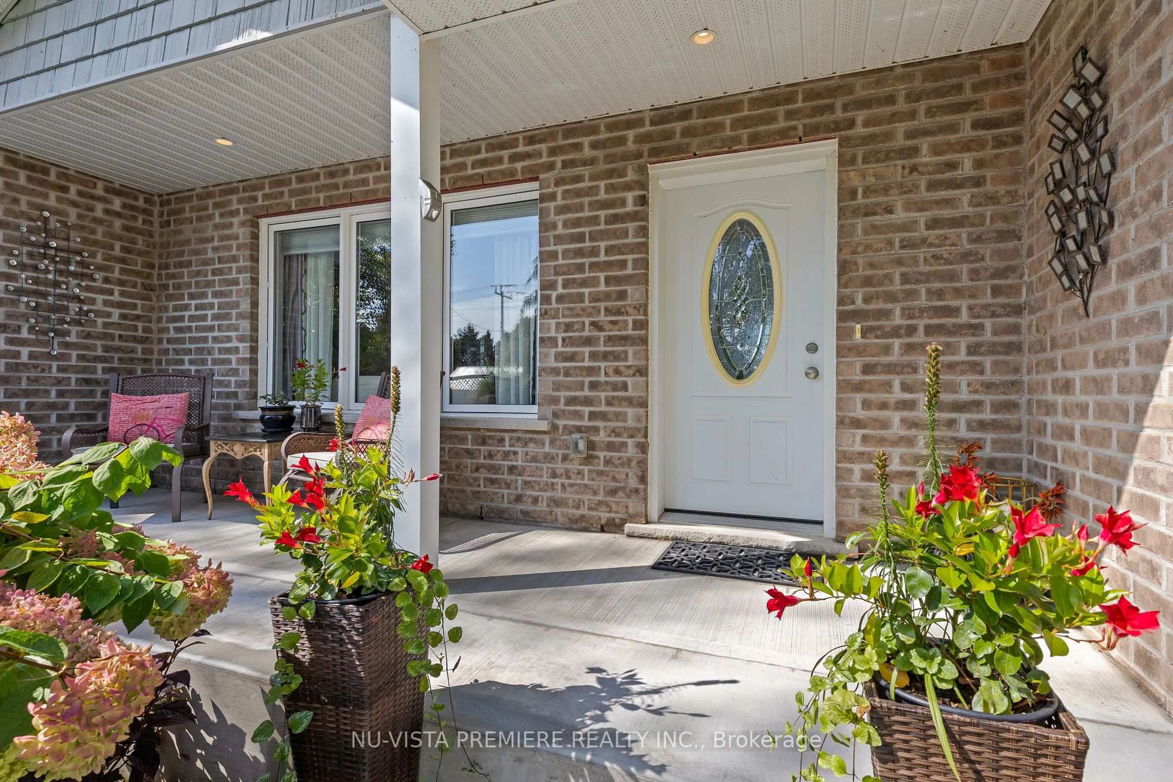 Indoor entryway for 22534 Queens Line, West Elgin Ontario N0L 2C0