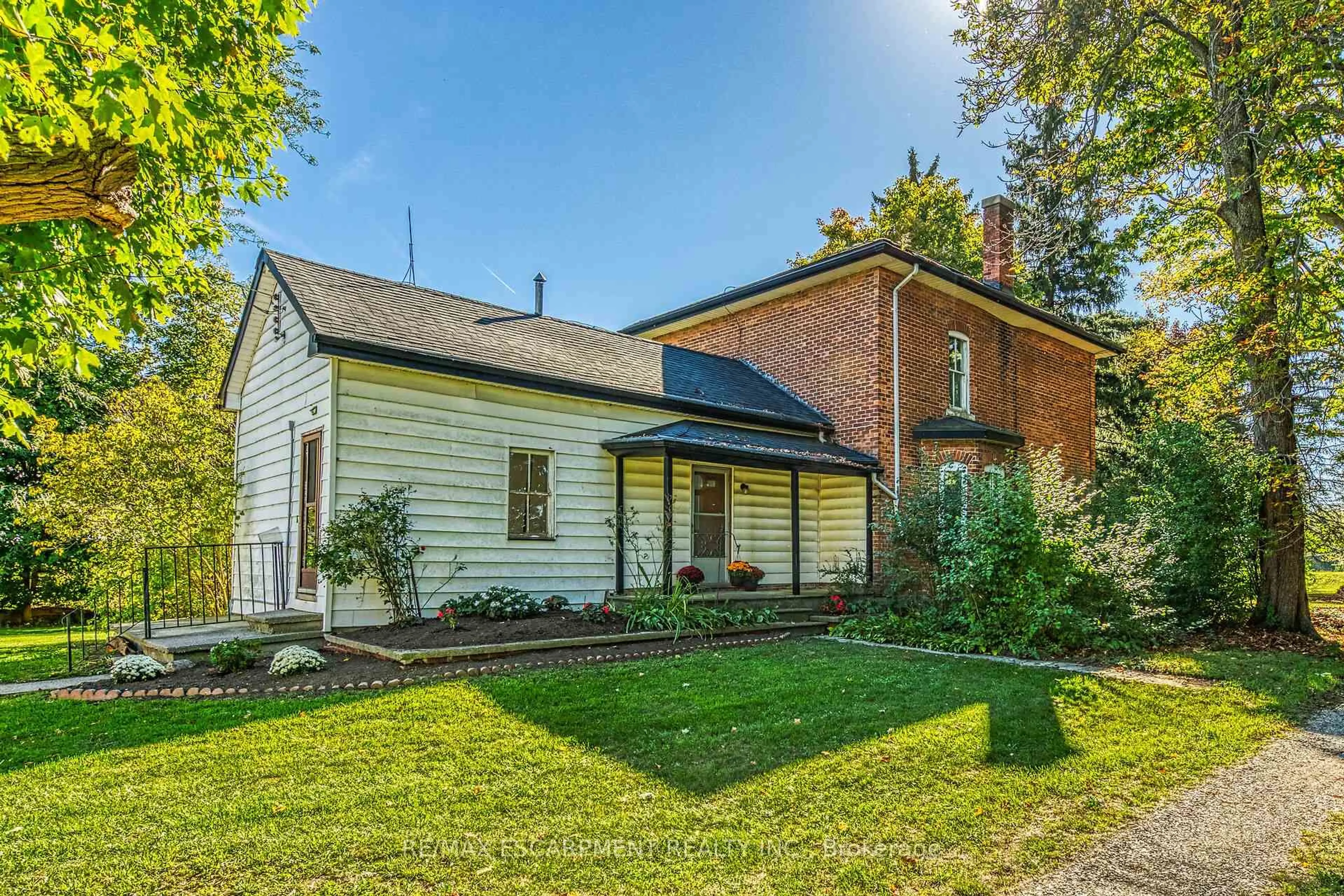 Home with brick exterior material, street for 534 Haldimand Road 32, Haldimand Ontario N0A 1C0