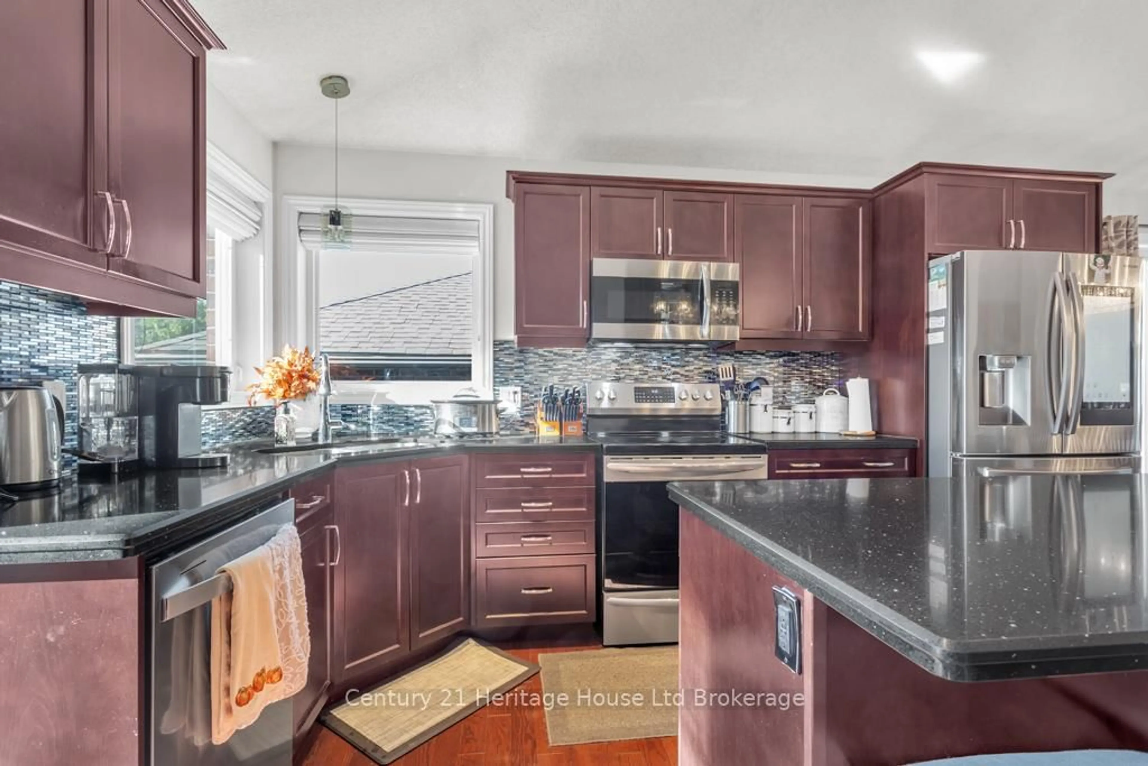 Unknown for 447 Alan Cres, Woodstock Ontario N4S 0B9