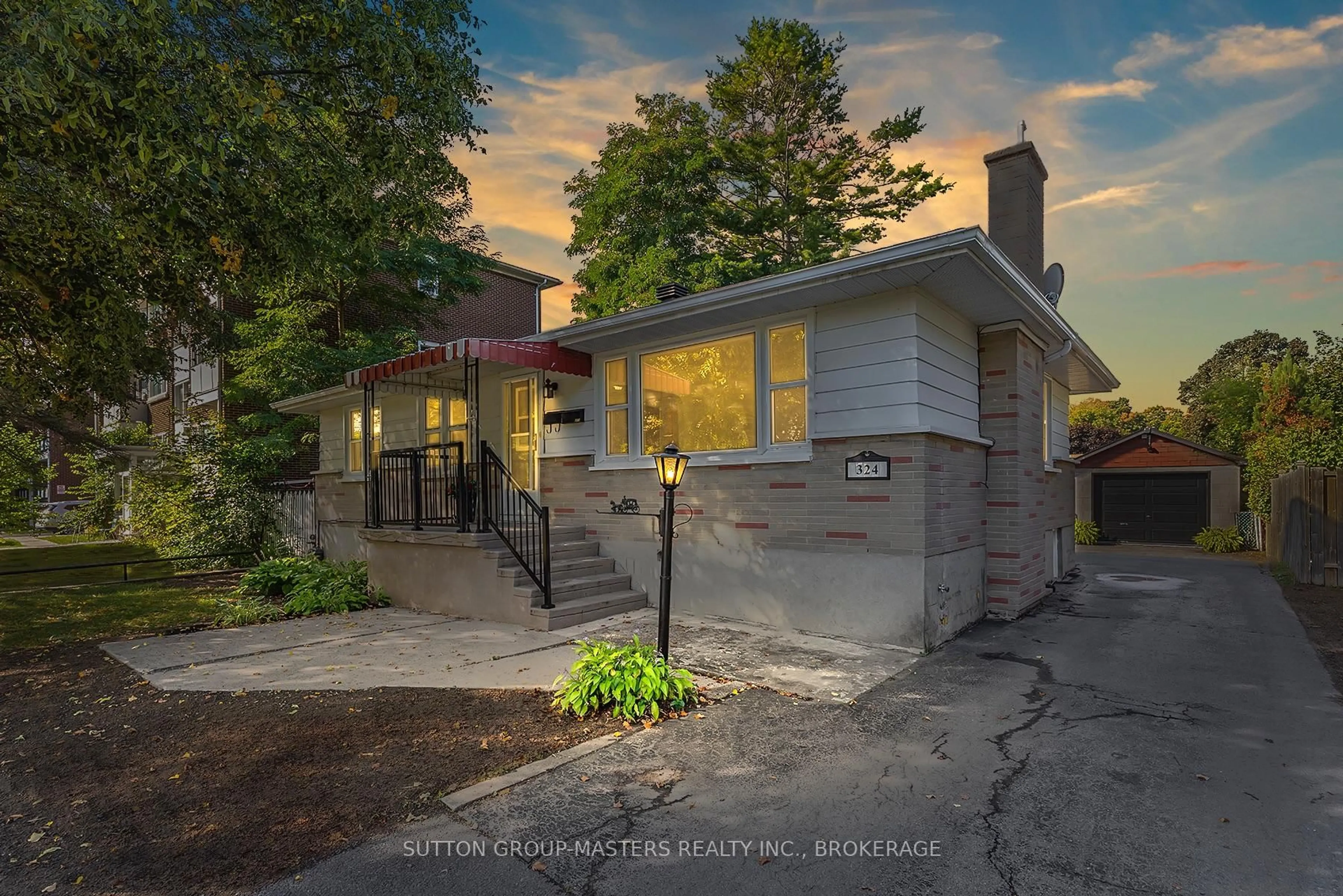Unknown for 324 Yonge St, Kingston Ontario K7M 1G7