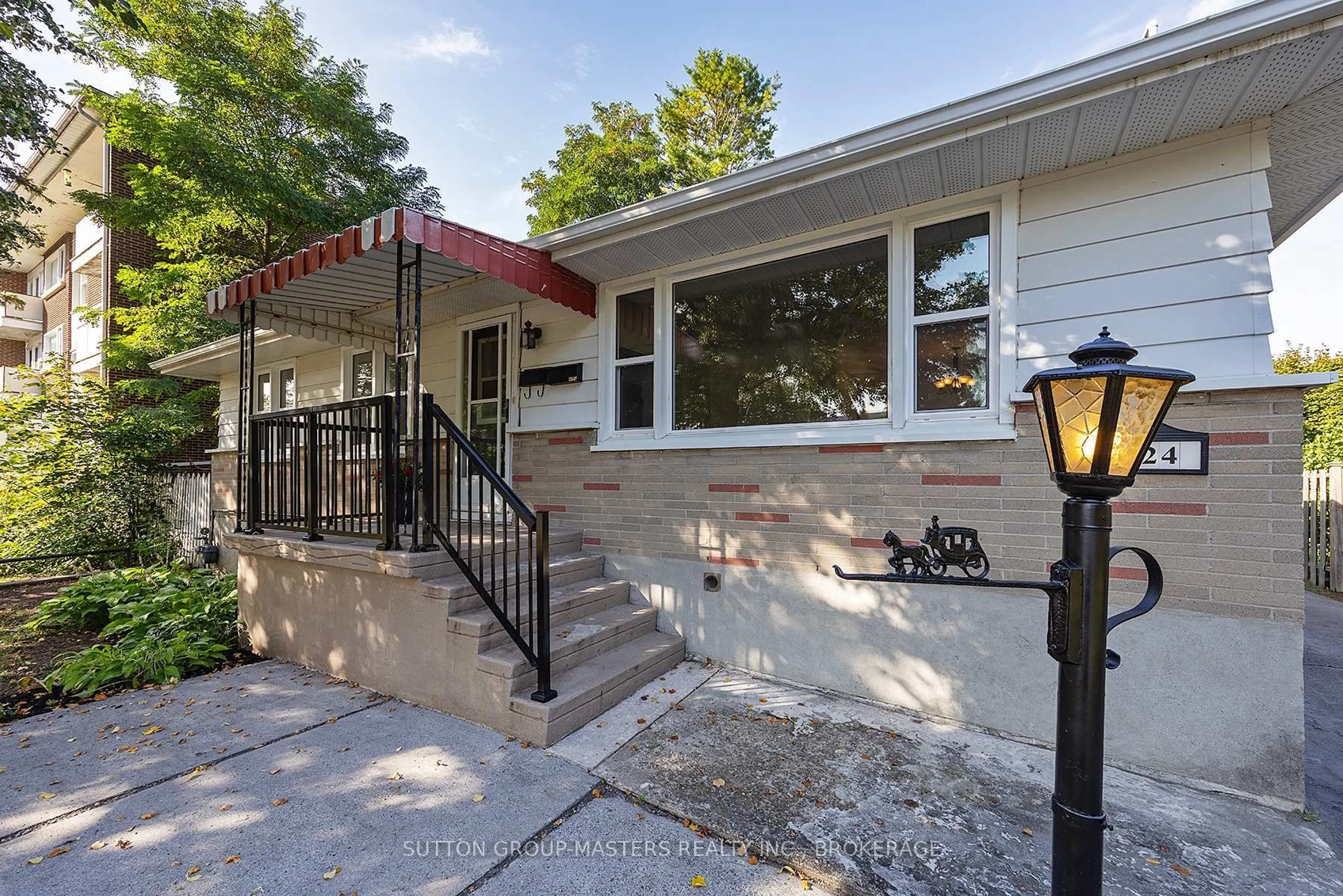 Home with brick exterior material, street for 324 Yonge St, Kingston Ontario K7M 1G7