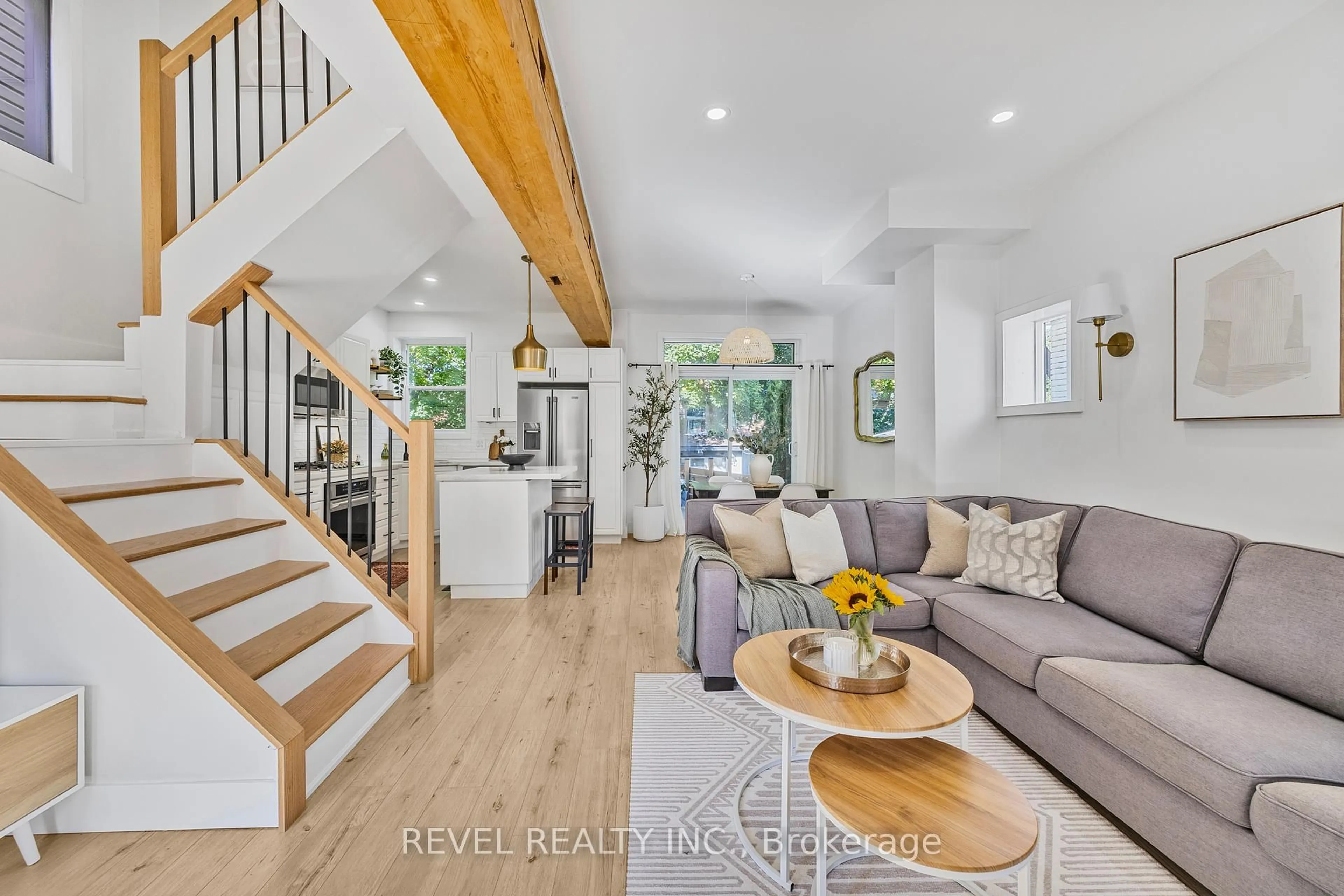 Unknown for 289 Cumberland Ave, Hamilton Ontario L8M 2A3