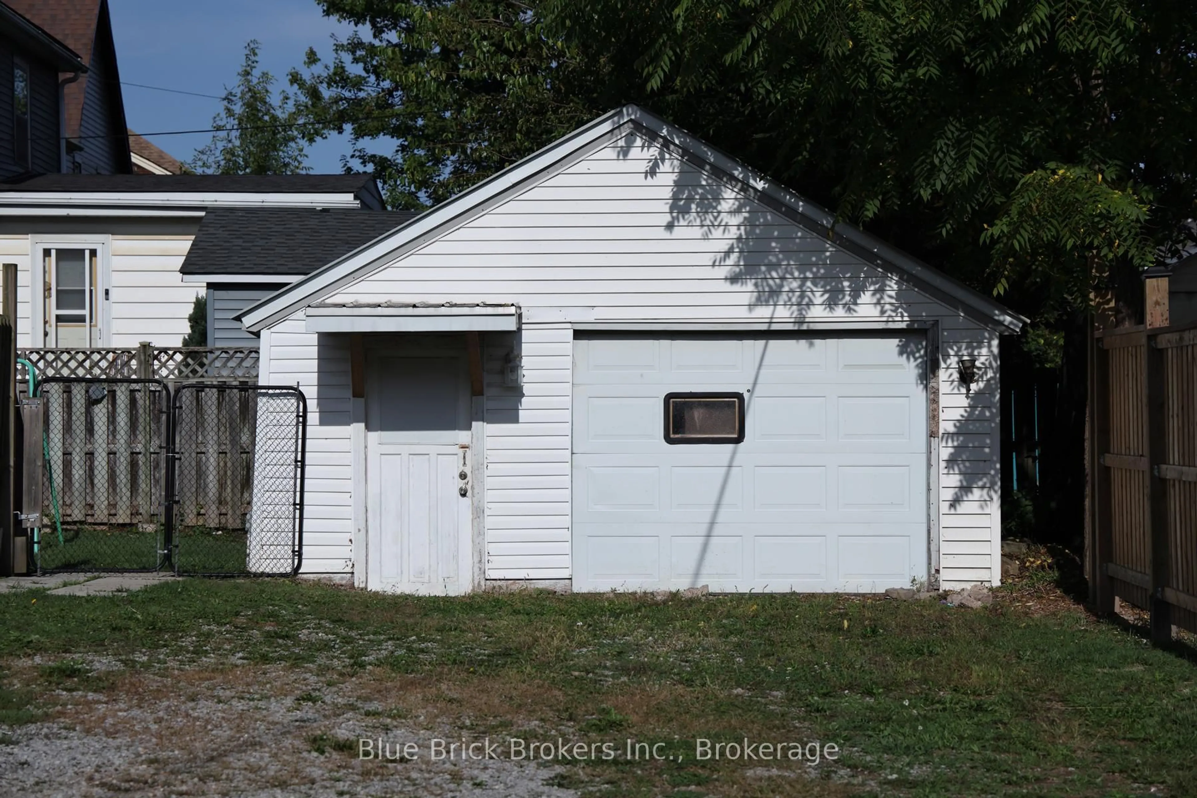 Shed for 5171 Mcglashan Cres, Niagara Falls Ontario L2E 3X2