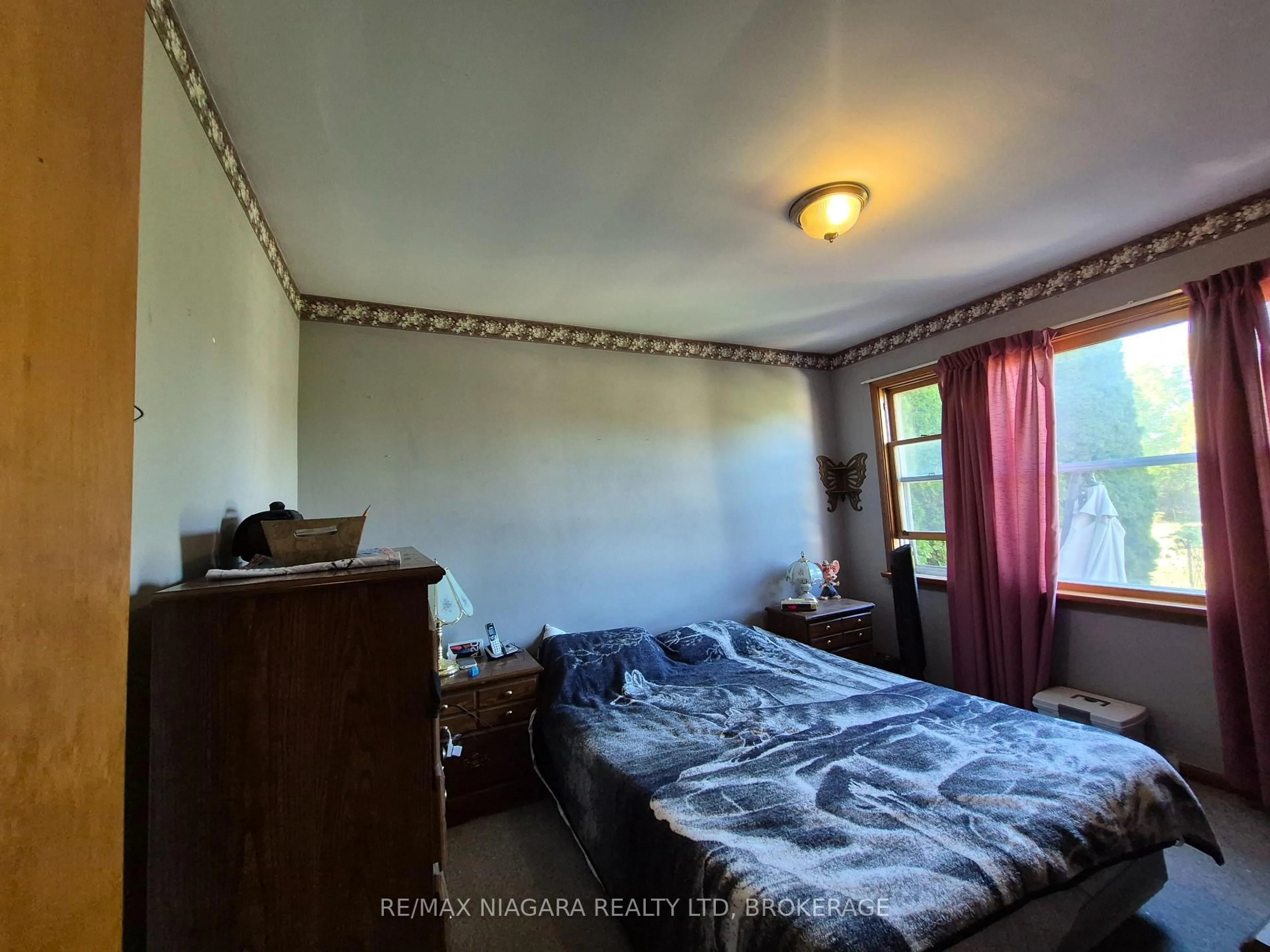 A pic of a room for 5711 Kitchener St, Niagara Falls Ontario L2G 1B9