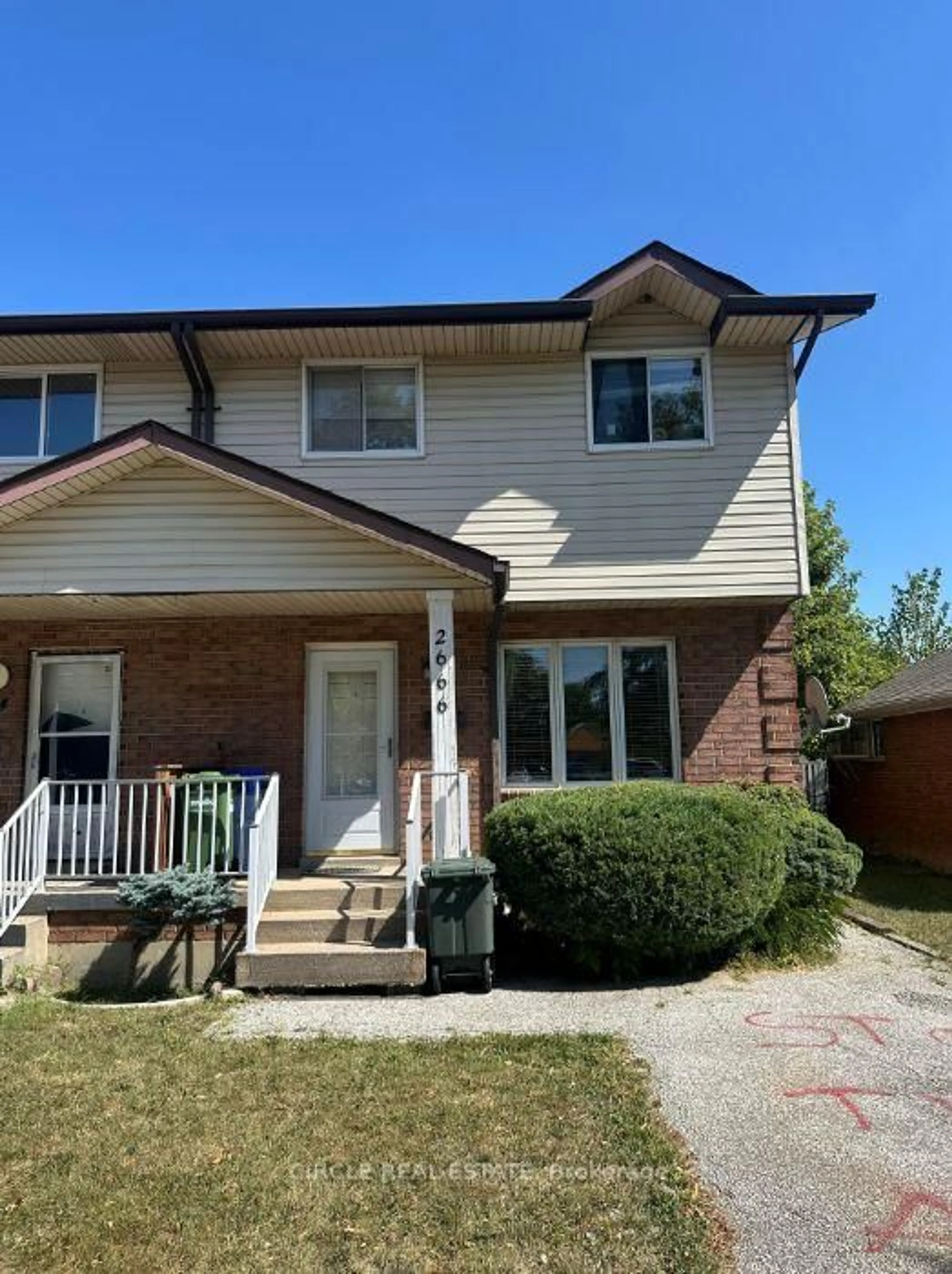 Home with brick exterior material, street for 2666 Lauzon Rd, Windsor Ontario N8T 2Z6