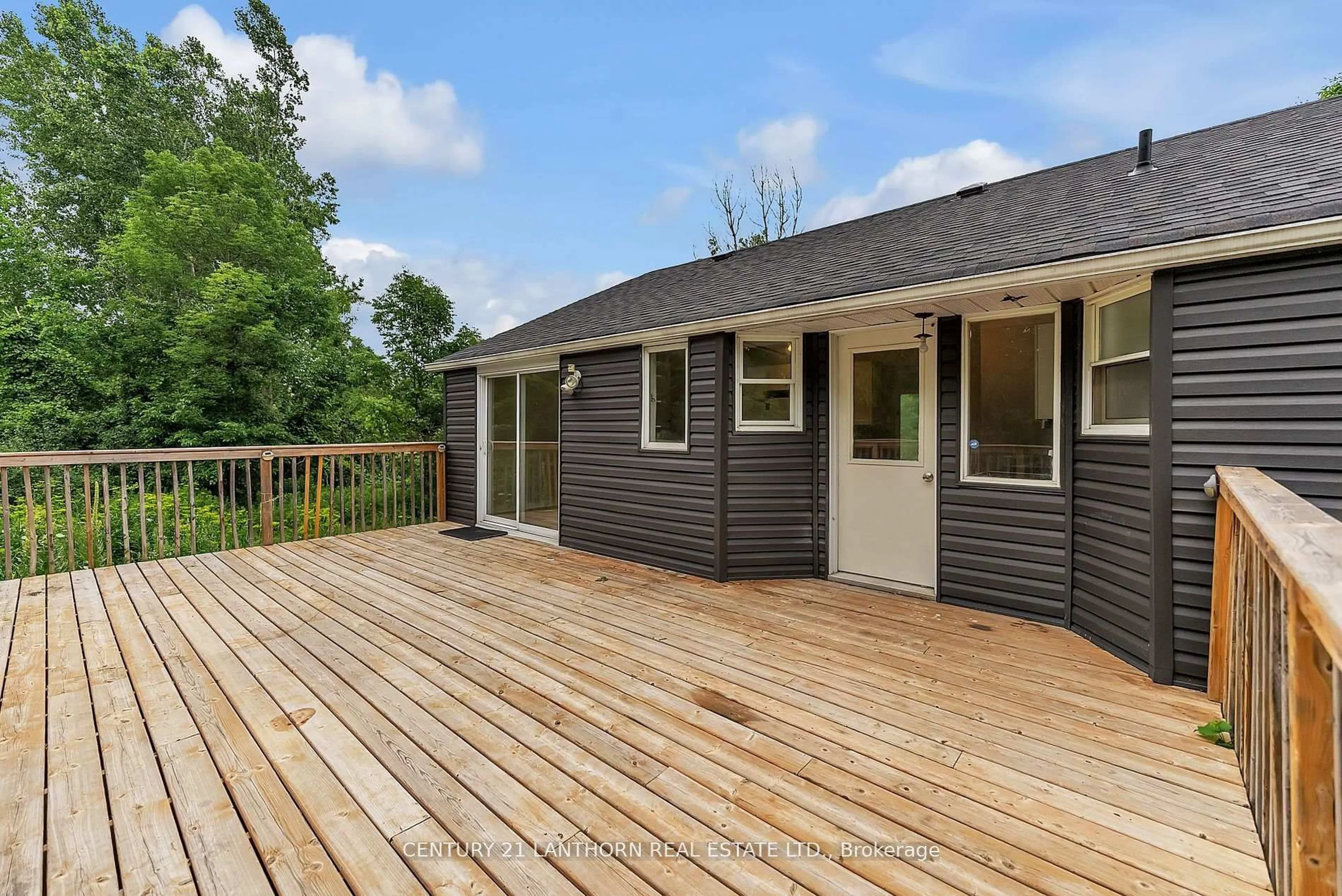 Home with vinyl exterior material, unknown for 1168 Clearview Rd, Stirling Ontario K0K 3E0