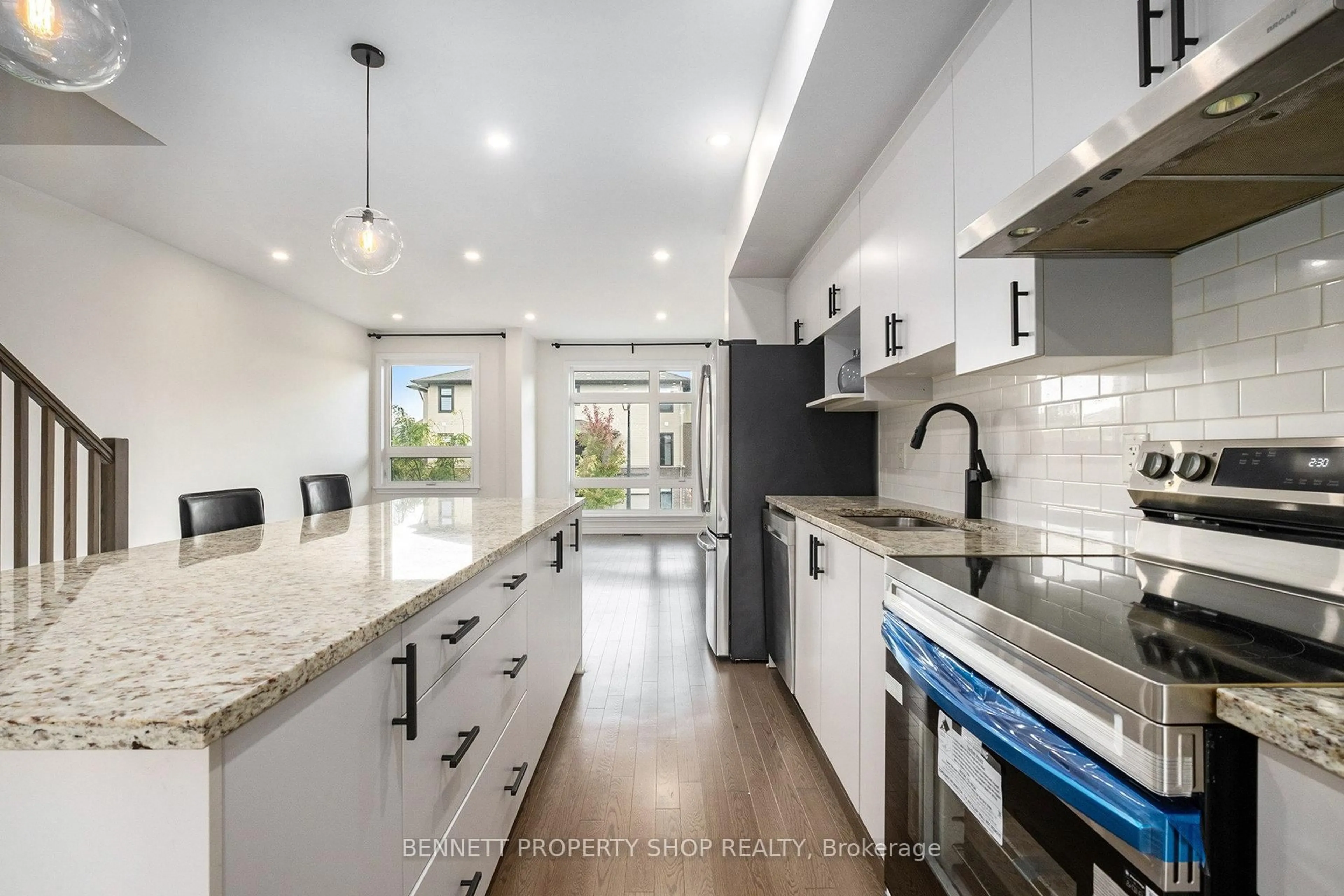 Open concept kitchen, ceramic/tile floor for 84 Gooseberry Pl, Ottawa Ontario K2J 5Z6