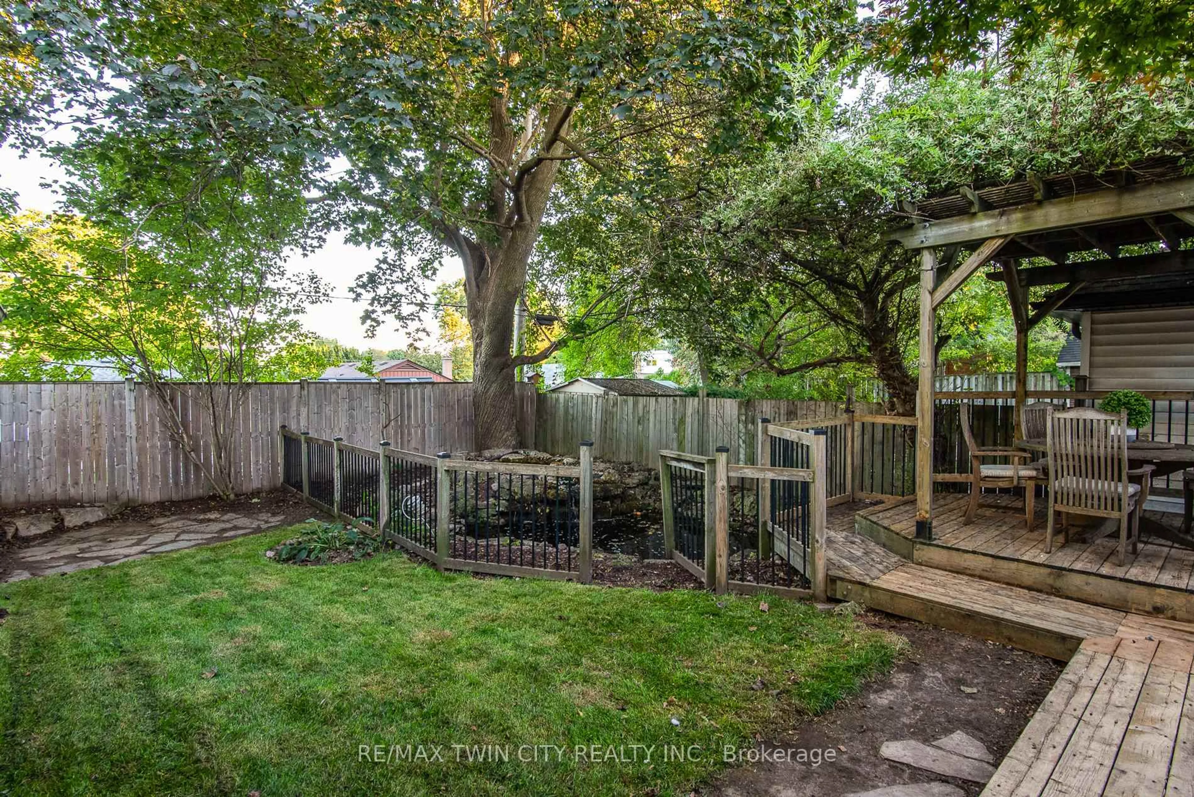 Patio, forest/trees view for 839 Queens Blvd, Kitchener Ontario N2M 1A6